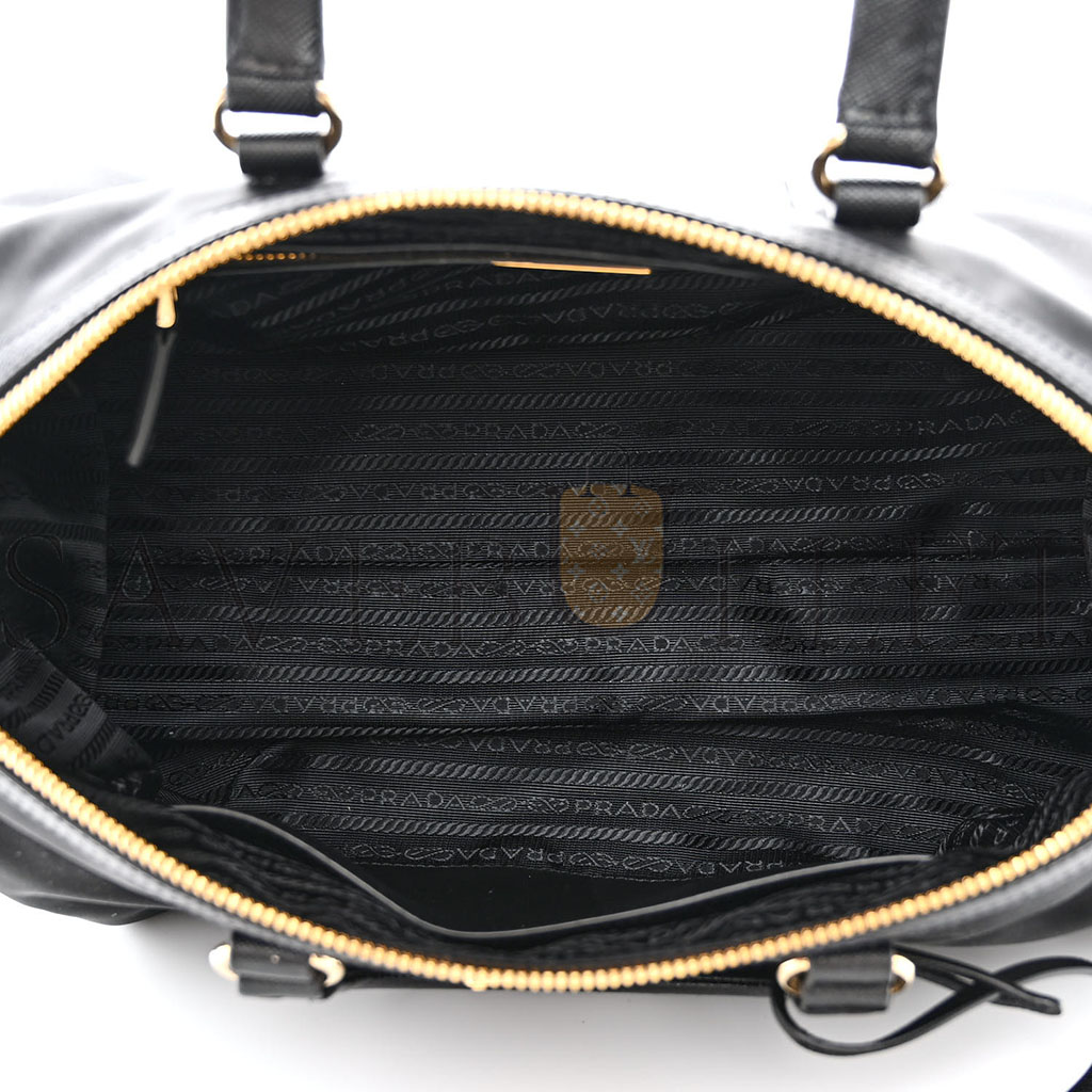 PRADA NYLON SAFFIANO RE-EDITION 1978 MEDIUM TOP HANDLE BAG BLACK (31*17*15cm) PRADA NYLON SAFFIANO RE-EDITION 1978 MEDIUM TOP HANDLE BAG BLACK (31*17*15cm)