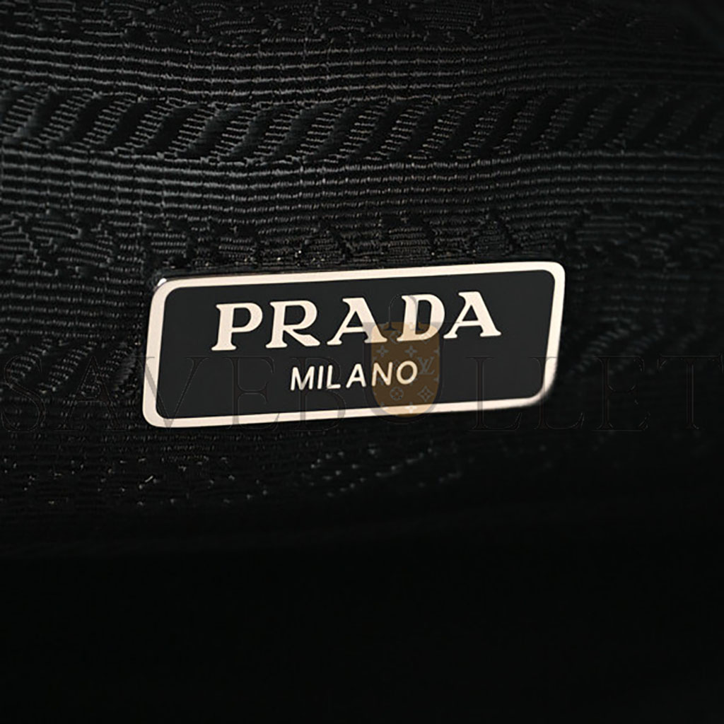 PRADA SAFFIANO TESSUTO NYLON VELA BUCKET WRISTLET BLACK (22*15*10cm) PRADA SAFFIANO TESSUTO NYLON VELA BUCKET WRISTLET BLACK (22*15*10cm)