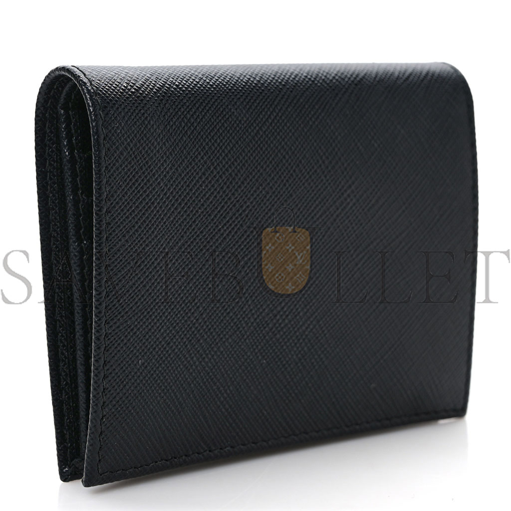 PRADA SAFFIANO TRIANGLE BI-FOLD WALLET BLACK (11*8*3cm) PRADA SAFFIANO TRIANGLE BI-FOLD WALLET BLACK (11*8*3cm)