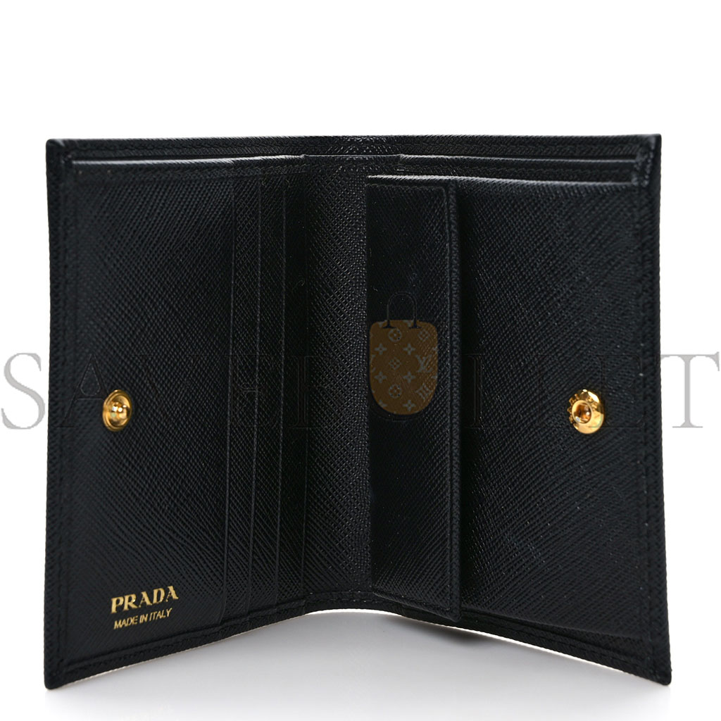 PRADA SAFFIANO TRIANGLE BI-FOLD WALLET BLACK (11*8*3cm) PRADA SAFFIANO TRIANGLE BI-FOLD WALLET BLACK (11*8*3cm)