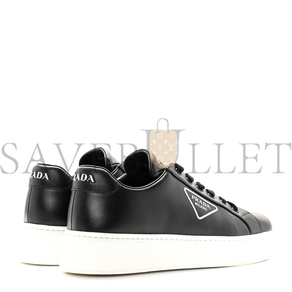 PRADA VITELLO SOFT TRIANGLE LOGO LOW TOP 45MM SNEAKERS 40 BLACK WHITE PRADA VITELLO SOFT TRIANGLE LOGO LOW TOP 45MM SNEAKERS 40 BLACK WHITE
