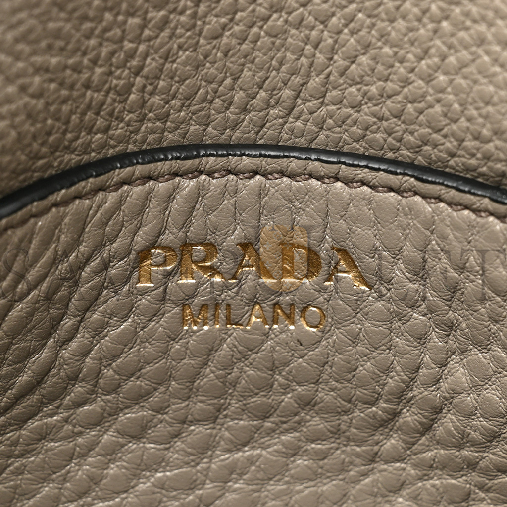 PRADA VITELLO DAINO DOUBLE ZIP CROSSBODY BAG ARGILLA (24*17*2cm) PRADA VITELLO DAINO DOUBLE ZIP CROSSBODY BAG ARGILLA (24*17*2cm)