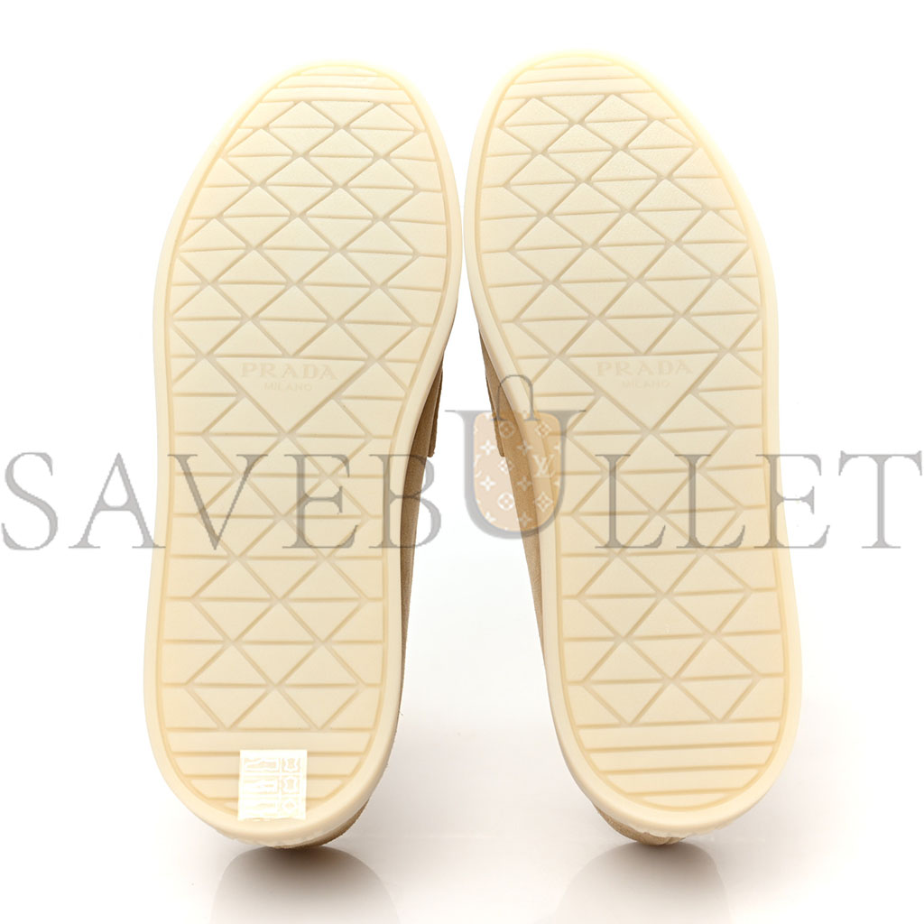 PRADA VITELLO SCAMOSCIATO METAL TRIANGLE LOGO SAINT TROPEZ 25MM LOAFERS 40 ECRU PRADA VITELLO SCAMOSCIATO METAL TRIANGLE LOGO SAINT TROPEZ 25MM LOAFERS 40 ECRU