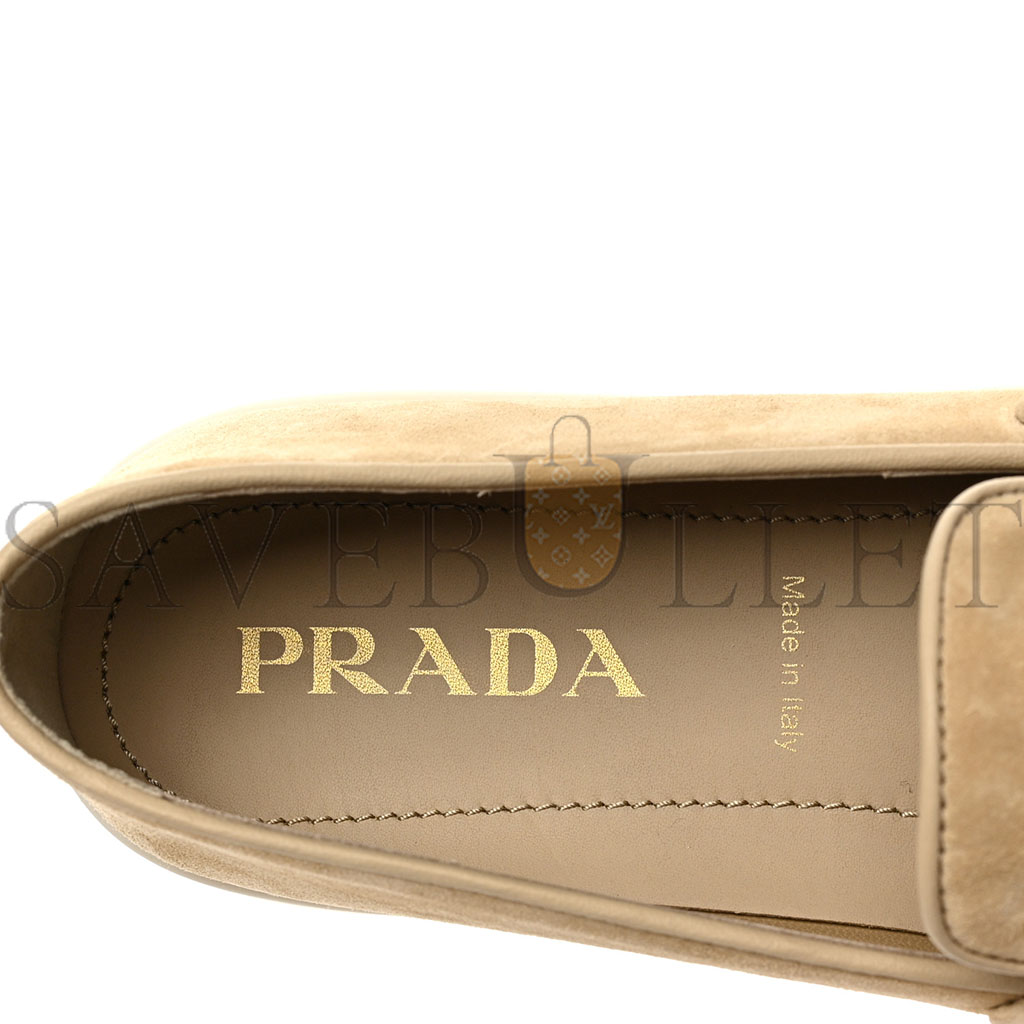PRADA VITELLO SCAMOSCIATO METAL TRIANGLE LOGO SAINT TROPEZ 25MM LOAFERS 40 ECRU PRADA VITELLO SCAMOSCIATO METAL TRIANGLE LOGO SAINT TROPEZ 25MM LOAFERS 40 ECRU
