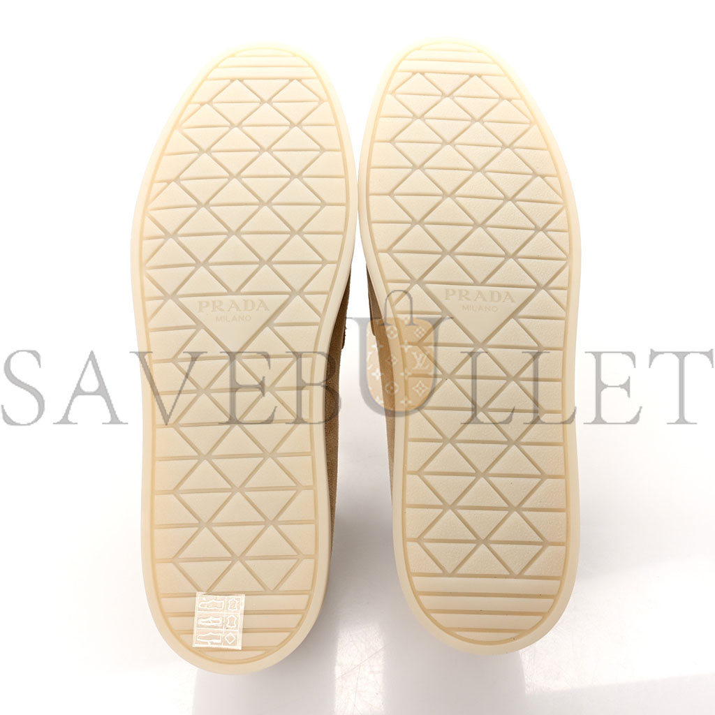 PRADA VITELLO SCAMOSCIATO METAL TRIANGLE LOGO SAINT TROPEZ 25MM LOAFERS 40 ECRU PRADA VITELLO SCAMOSCIATO METAL TRIANGLE LOGO SAINT TROPEZ 25MM LOAFERS 40 ECRU