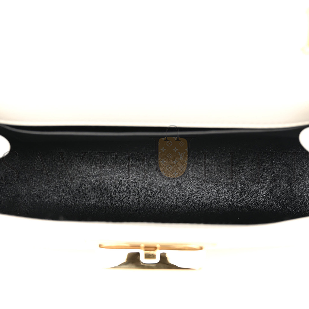 PRADA SPAZZOLATO FLAP SHOULDER BAG WHITE (29*14*6cm) PRADA SPAZZOLATO FLAP SHOULDER BAG WHITE (29*14*6cm)