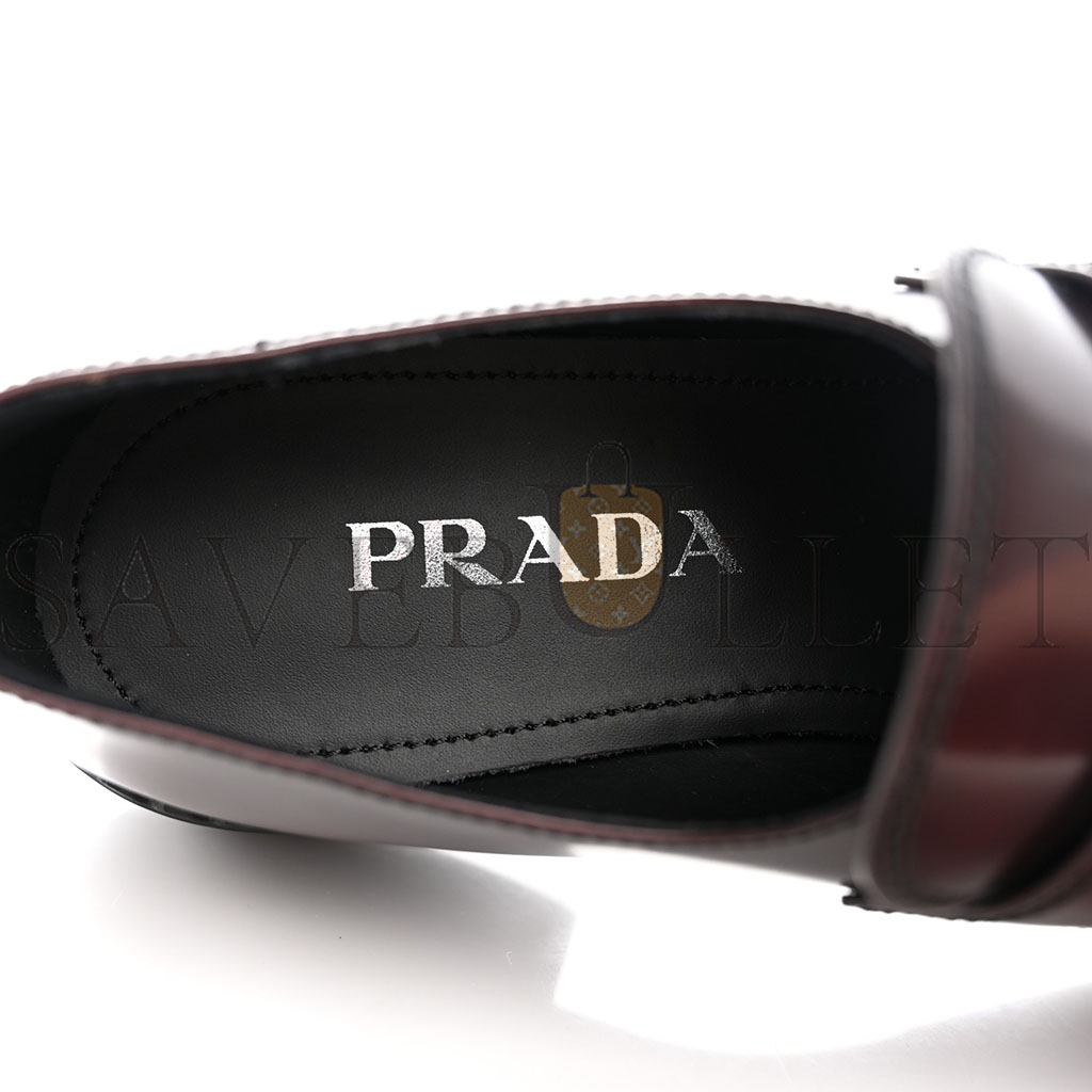 PRADA SPAZZOLATO METAL TRIANGLE LOGO 50MM LOAFERS 39 BRUCIATIO FUME PRADA SPAZZOLATO METAL TRIANGLE LOGO 50MM LOAFERS 39 BRUCIATIO FUME