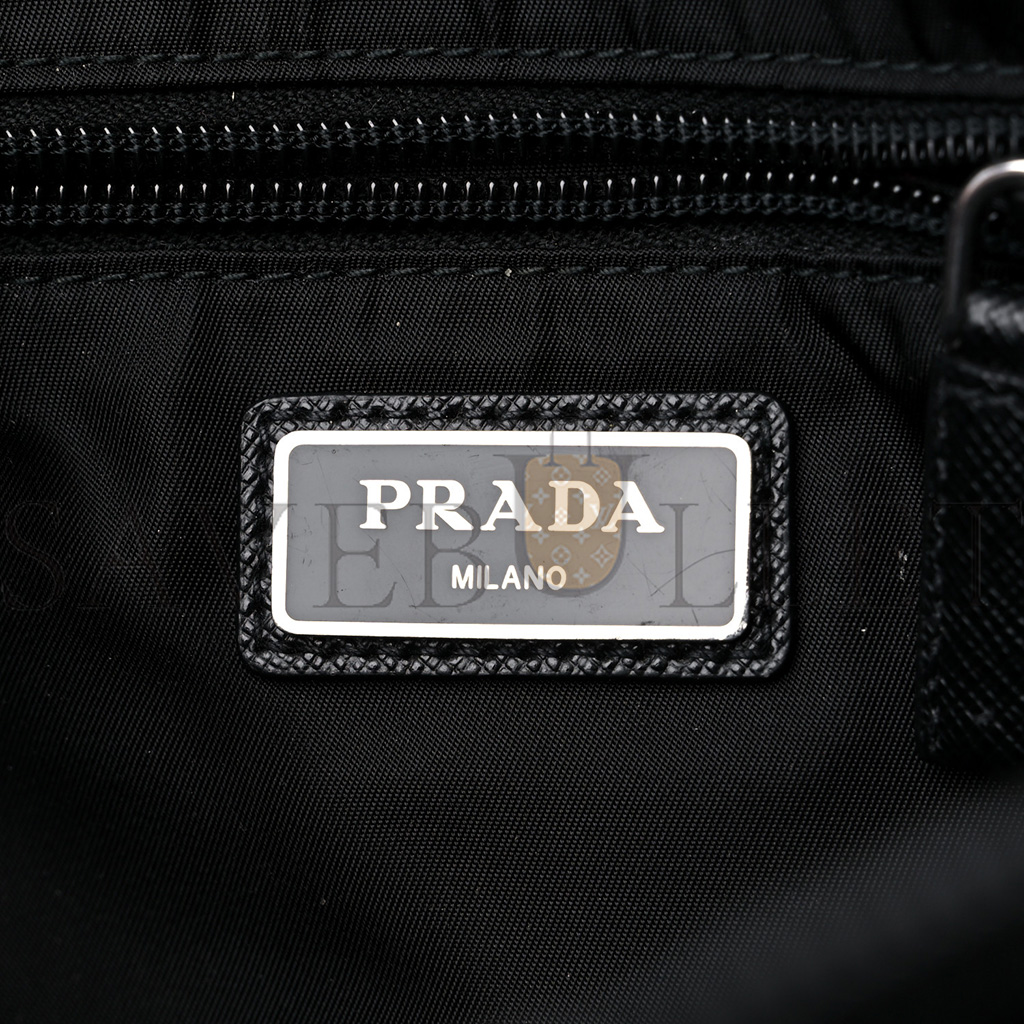 PRADA TESSUTO NYLON MONTAGNA HARNESS BAG BLACK (22*18*5cm) PRADA TESSUTO NYLON MONTAGNA HARNESS BAG BLACK (22*18*5cm)