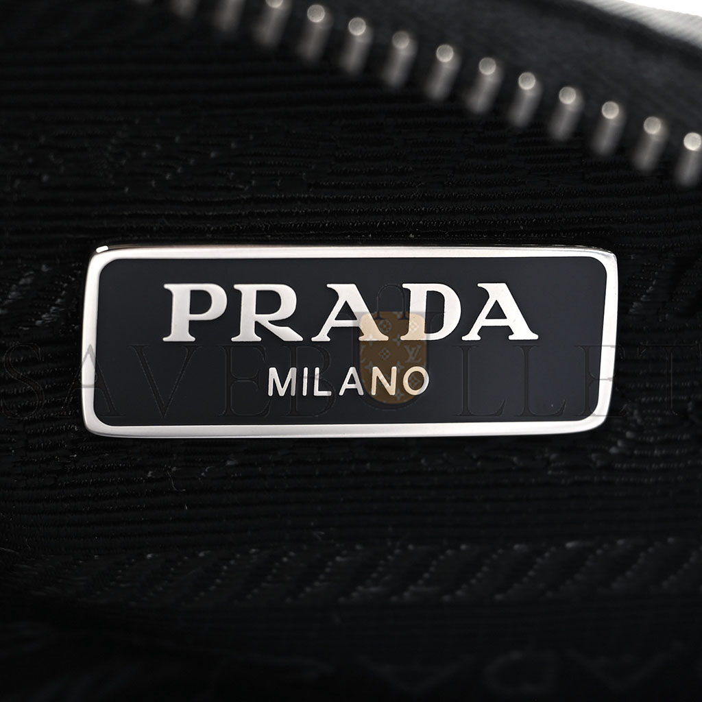 PRADA TESSUTO NYLON SAFFIANO MINI RE-EDITION 2005 BAG BLACK (22*17*6cm) PRADA TESSUTO NYLON SAFFIANO MINI RE-EDITION 2005 BAG BLACK (22*17*6cm)