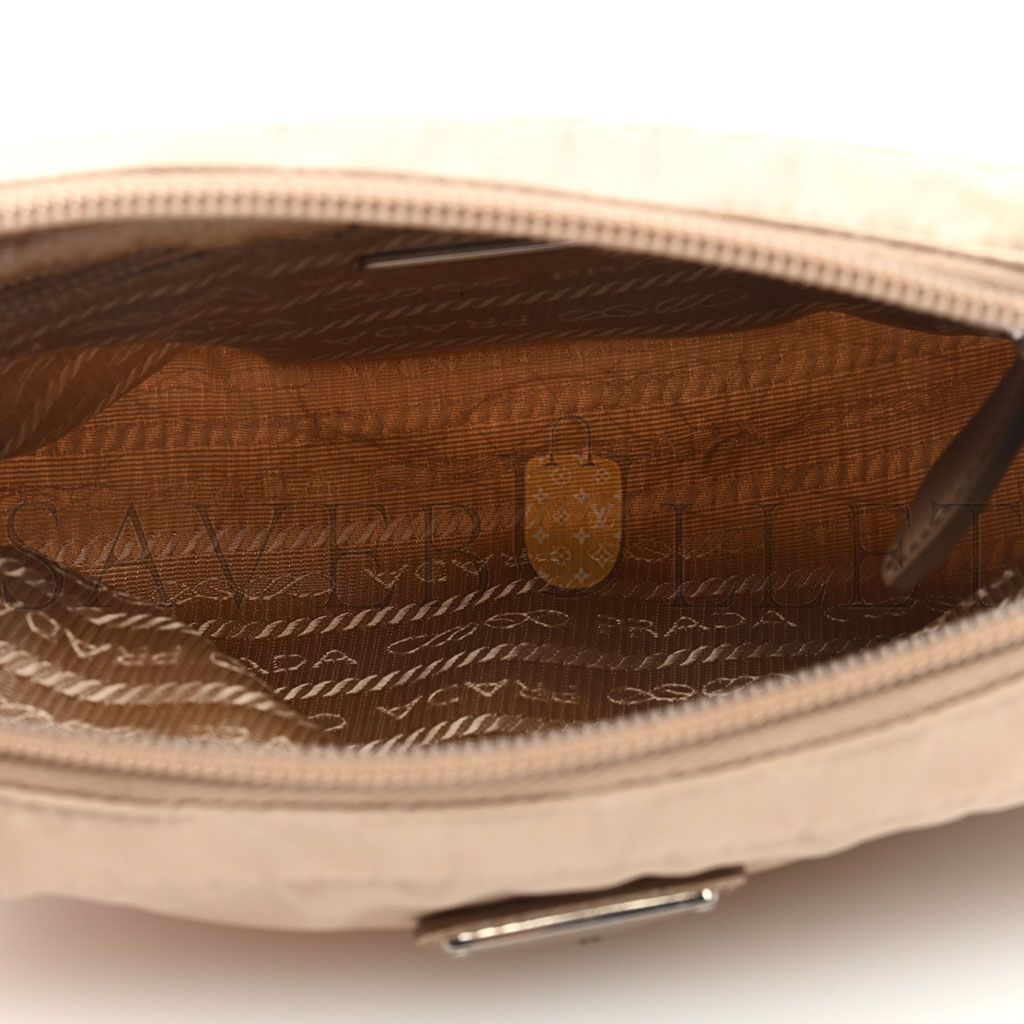 PRADA TESSUTO NYLON SAFFIANO WRISTLET CAMMEO (17*11*4cm) PRADA TESSUTO NYLON SAFFIANO WRISTLET CAMMEO (17*11*4cm)