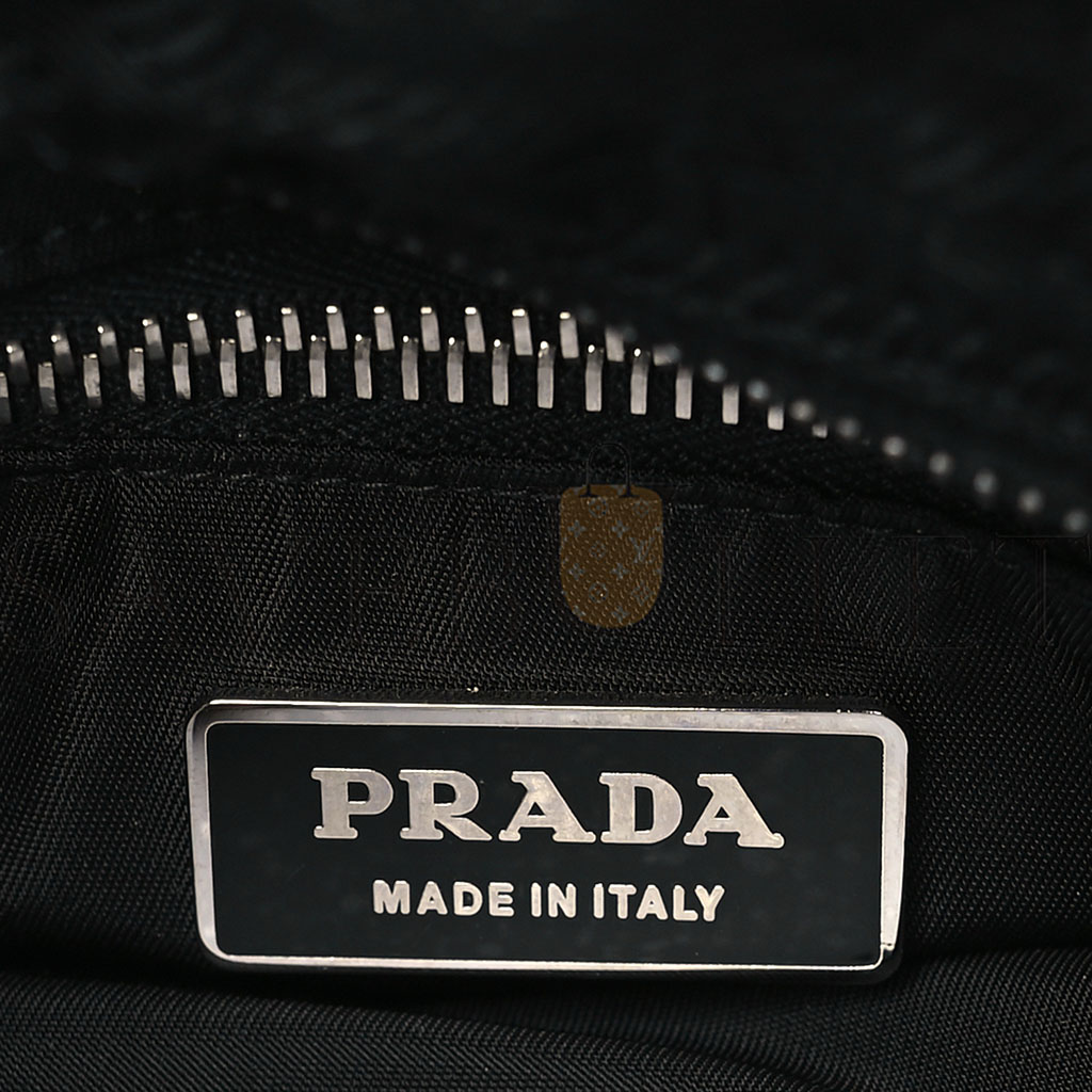 PRADA TESSUTO NYLON JACQUARD TOTE BLACK (22*20*8cm) PRADA TESSUTO NYLON JACQUARD TOTE BLACK (22*20*8cm)