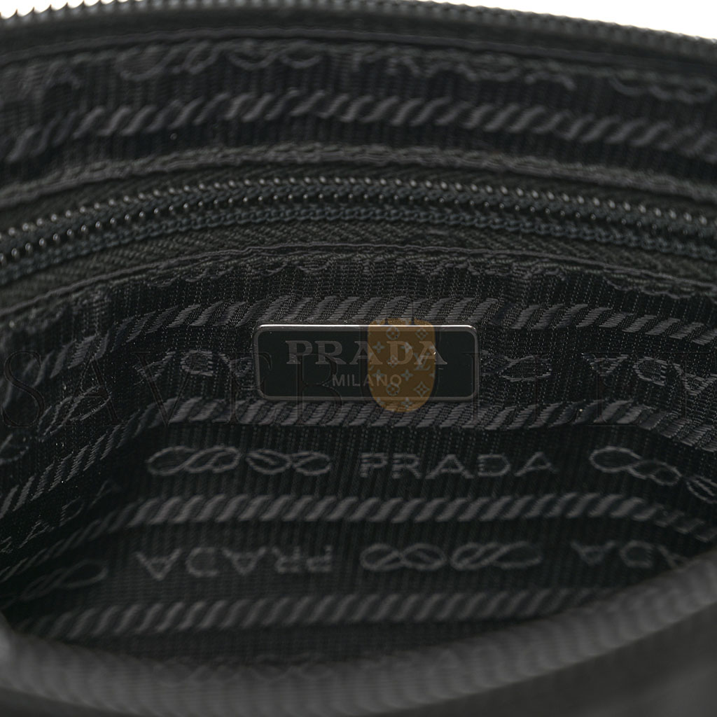 PRADA TESSUTO NYLON SAFFIANO WRISTLET BLACK (23*14cm) PRADA TESSUTO NYLON SAFFIANO WRISTLET BLACK (23*14cm)