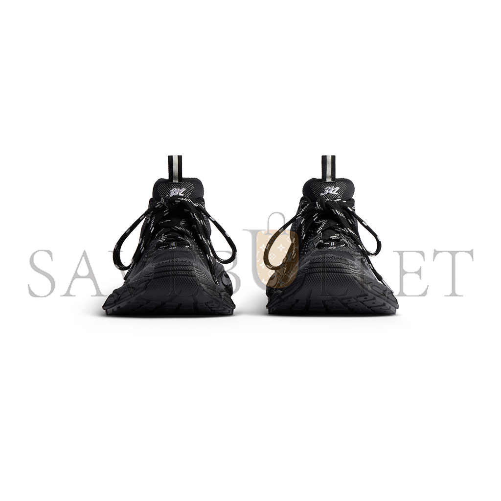 BALENCIAGA MEN'S UNDER ARMOUR 3XL KNIT TRAINERS IN BLACK WHITE 814419W3XUA1090 BALENCIAGA MEN'S UNDER ARMOUR 3XL KNIT TRAINERS IN BLACK WHITE 814419W3XUA1090