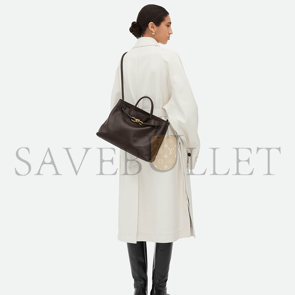 BOTTEGA VENETA ANDIAMO 810214V4O922190 (32*25*11cm) BOTTEGA VENETA ANDIAMO 810214V4O922190 (32*25*11cm)