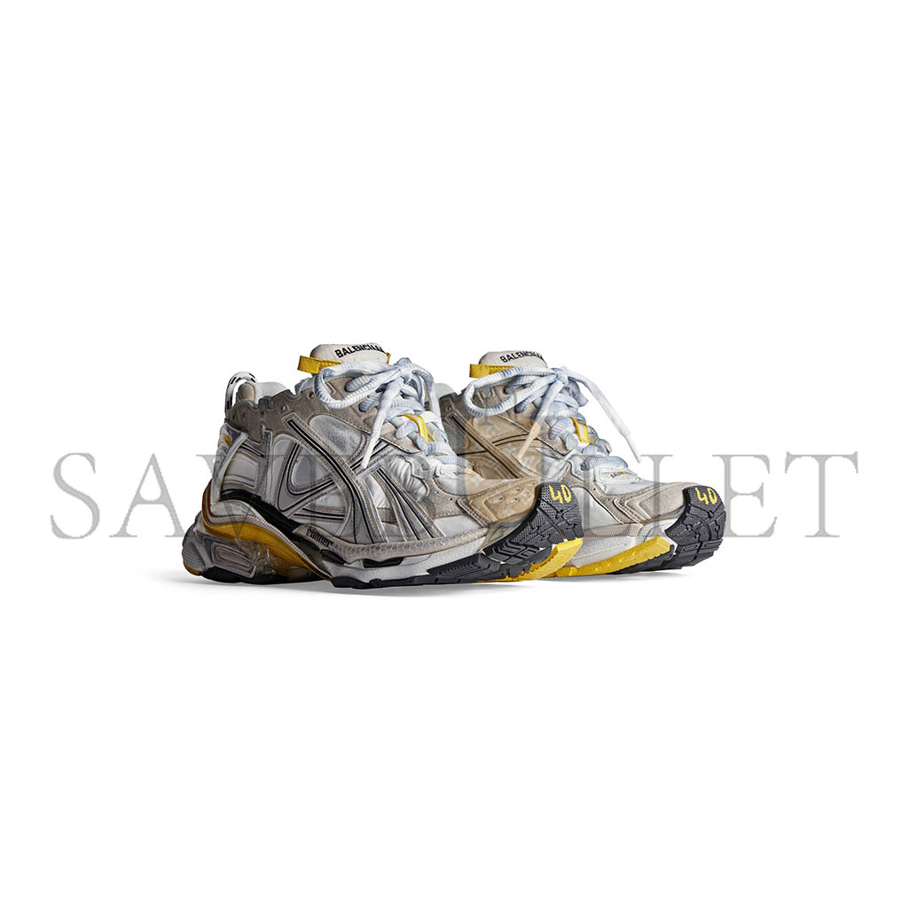 BALENCIAGA WOMEN'S RUNNER SNEAKER IN GREY 772767W3RNY91790 BALENCIAGA WOMEN'S RUNNER SNEAKER IN GREY 772767W3RNY91790