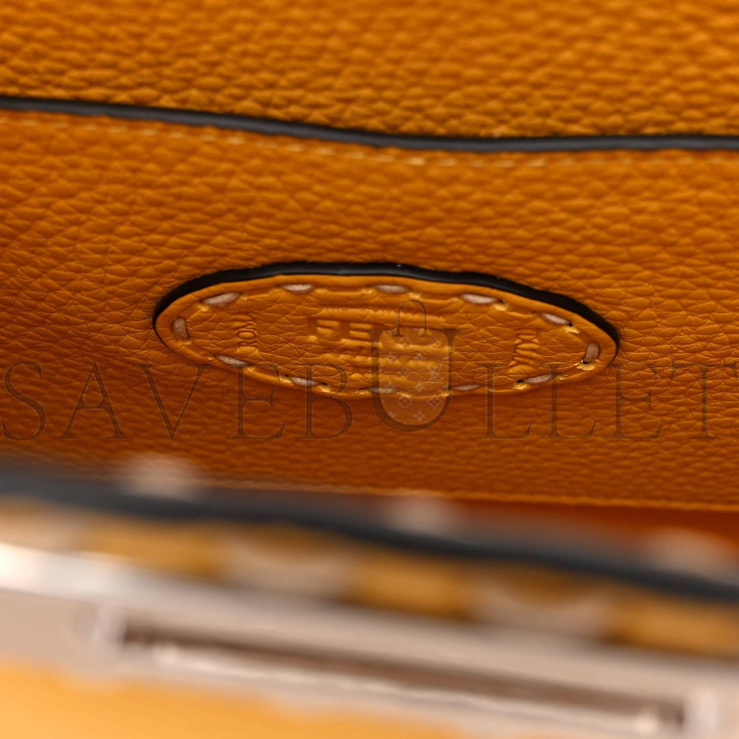 FENDI VITELLO GRANATO CAMOSCIO SELLERIA MACRO STITCHINGS MEDIUM PEEKABOO I SEE U SATCHEL MIMOSA (34*25*10cm) FENDI VITELLO GRANATO CAMOSCIO SELLERIA MACRO STITCHINGS MEDIUM PEEKABOO I SEE U SATCHEL MIMOSA (34*25*10cm)