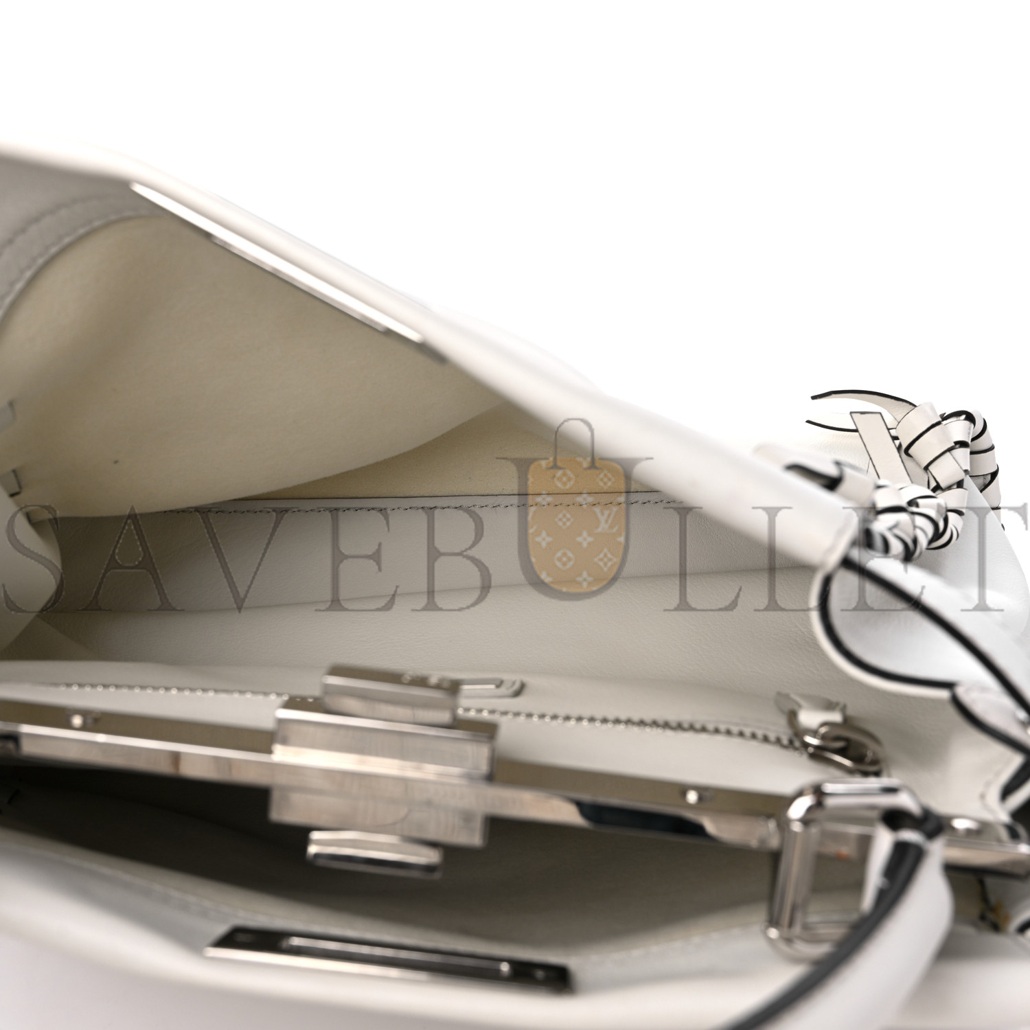 FENDI VITELLO SETA CENTURY NAPPA WHIPSTITCH MEDIUM PEEKABOO ICONIC SATCHEL WHITE (34*26*14cm) FENDI VITELLO SETA CENTURY NAPPA WHIPSTITCH MEDIUM PEEKABOO ICONIC SATCHEL WHITE (34*26*14cm)