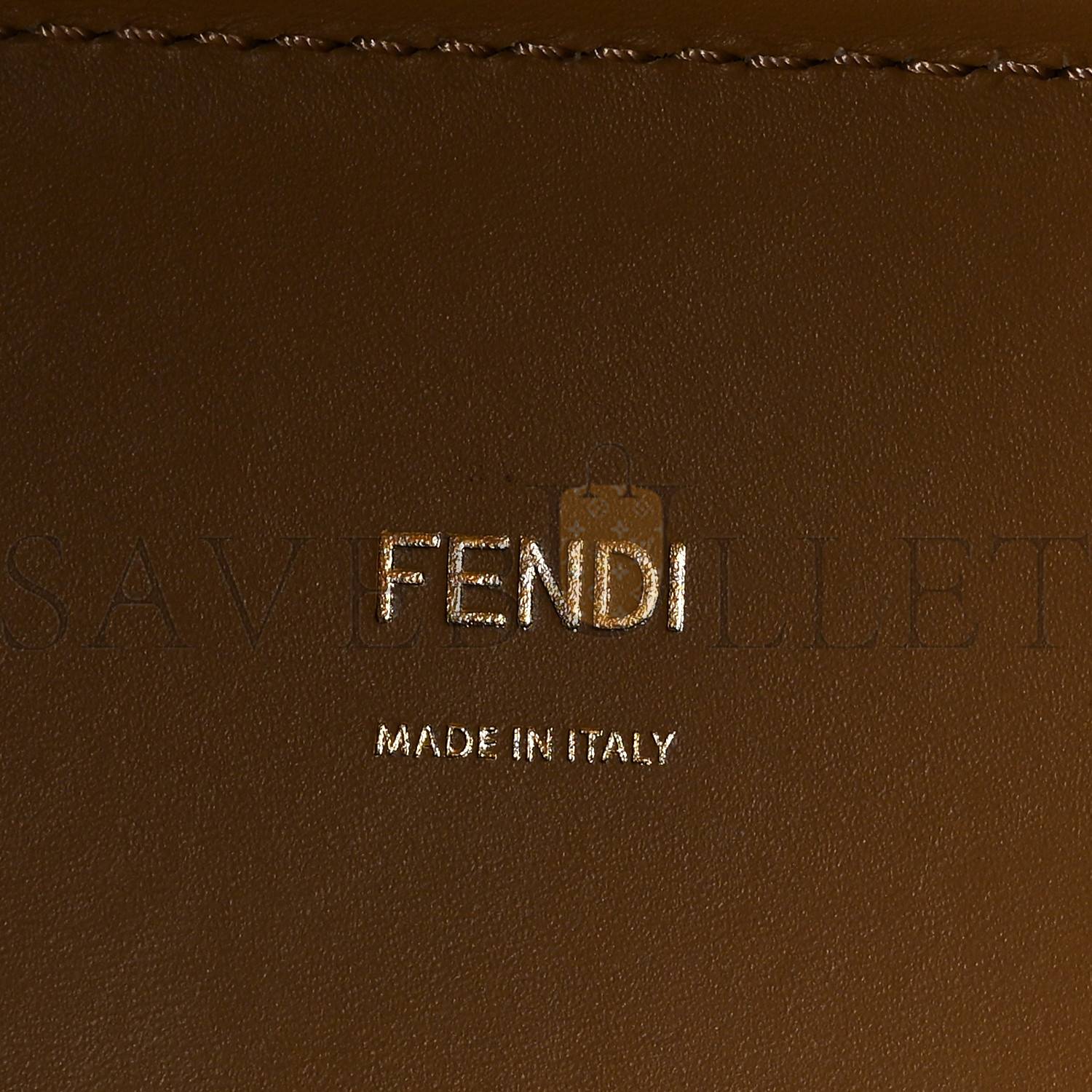 FENDI VITELLO KING PLEXIGLASS LOGO EMBOSSED MEDIUM FENDI SUNSHINE SHOPPER TOTE MIELE SCURO (36*30*16cm) FENDI VITELLO KING PLEXIGLASS LOGO EMBOSSED MEDIUM FENDI SUNSHINE SHOPPER TOTE MIELE SCURO (36*30*16cm)
