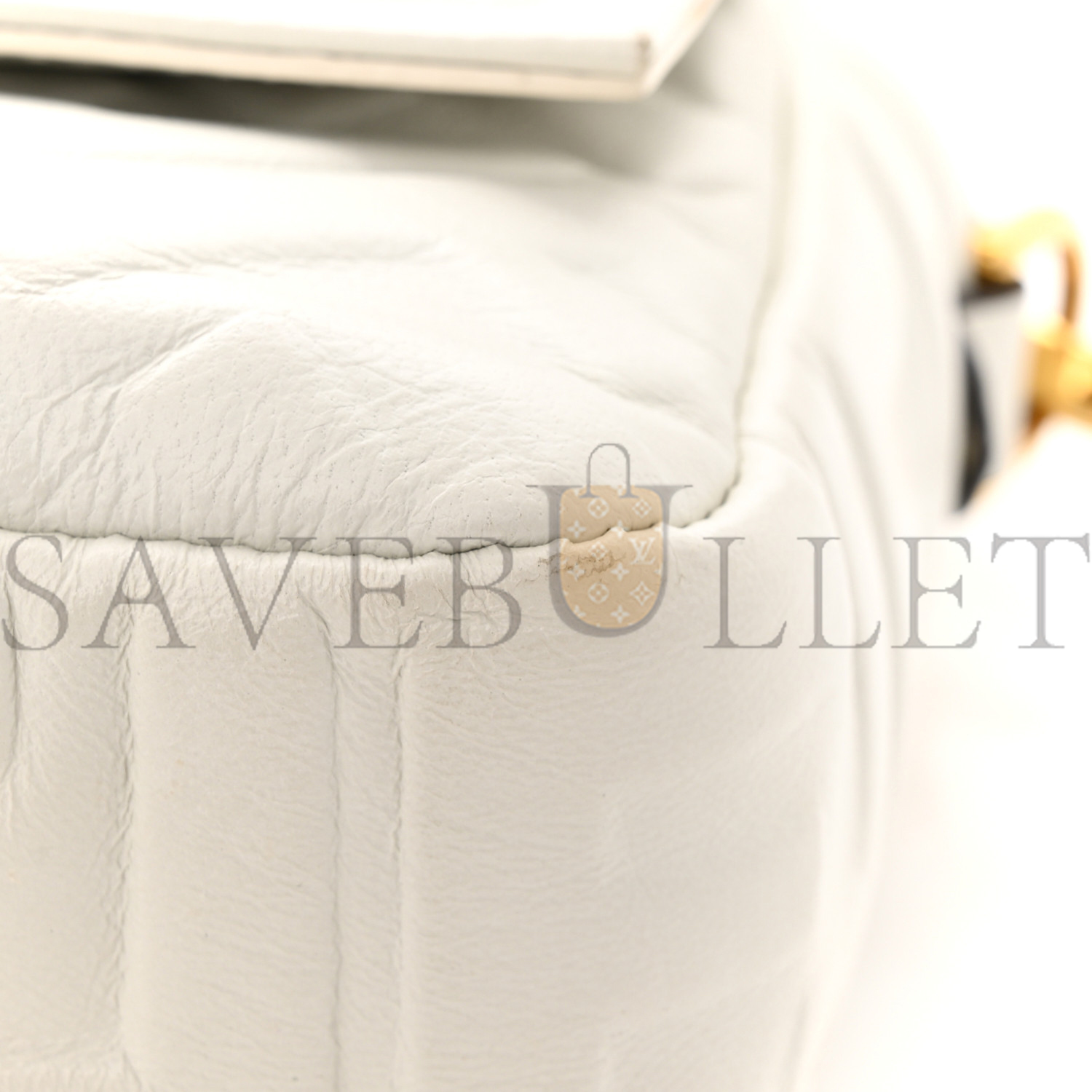 FENDI NAPPA FF 1974 EMBOSSED BAGUETTE WHITE (26*15*6cm) FENDI NAPPA FF 1974 EMBOSSED BAGUETTE WHITE (26*15*6cm)