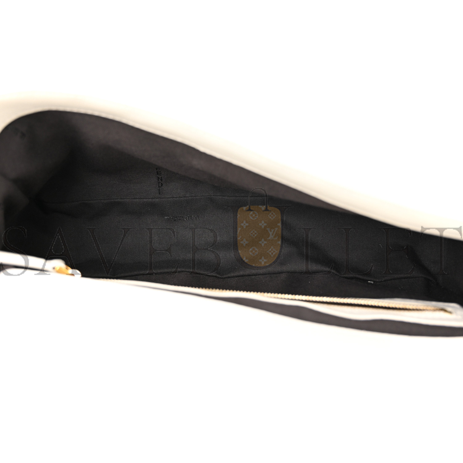 FENDI NAPPA FF 1974 EMBOSSED BAGUETTE WHITE (26*15*6cm) FENDI NAPPA FF 1974 EMBOSSED BAGUETTE WHITE (26*15*6cm)