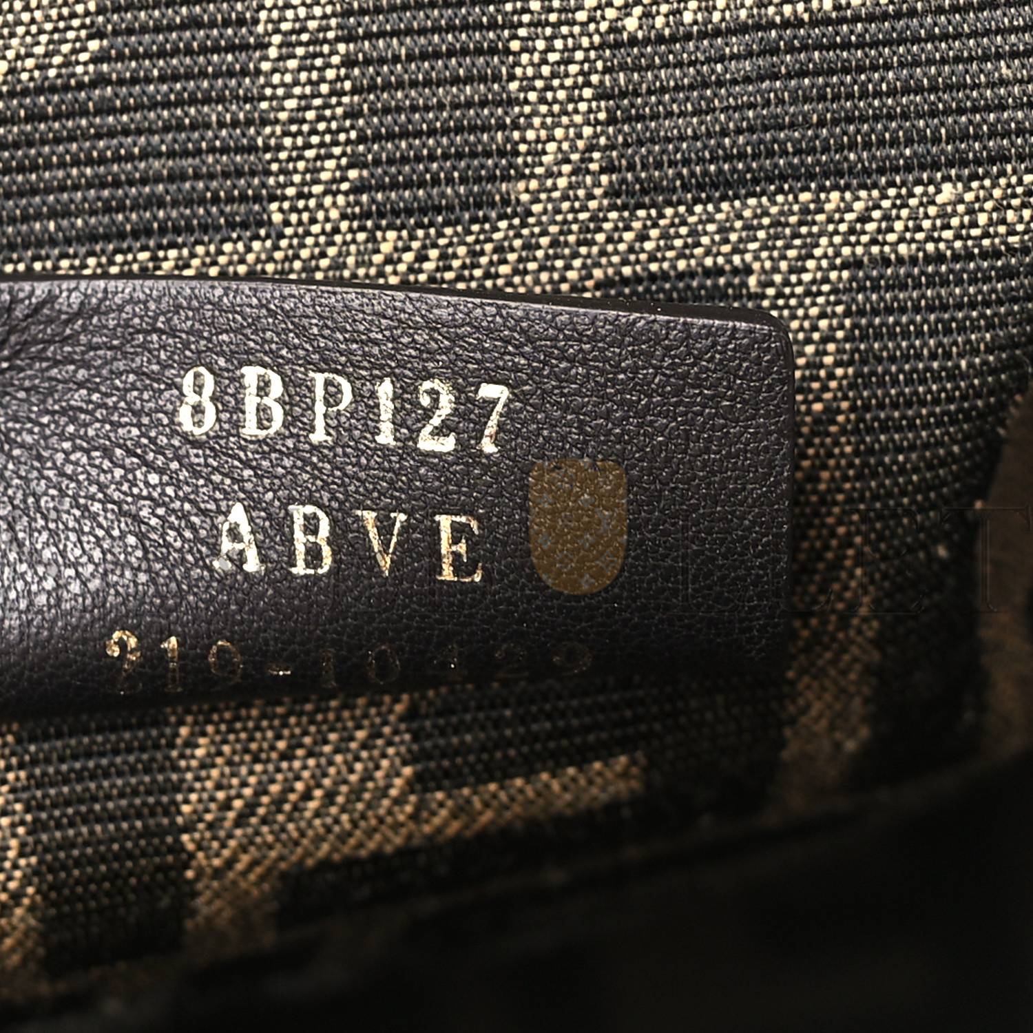 FENDI SHINY NAPPA MEDIUM FENDI FIRST BLACK (31*25*11cm) FENDI SHINY NAPPA MEDIUM FENDI FIRST BLACK (31*25*11cm)