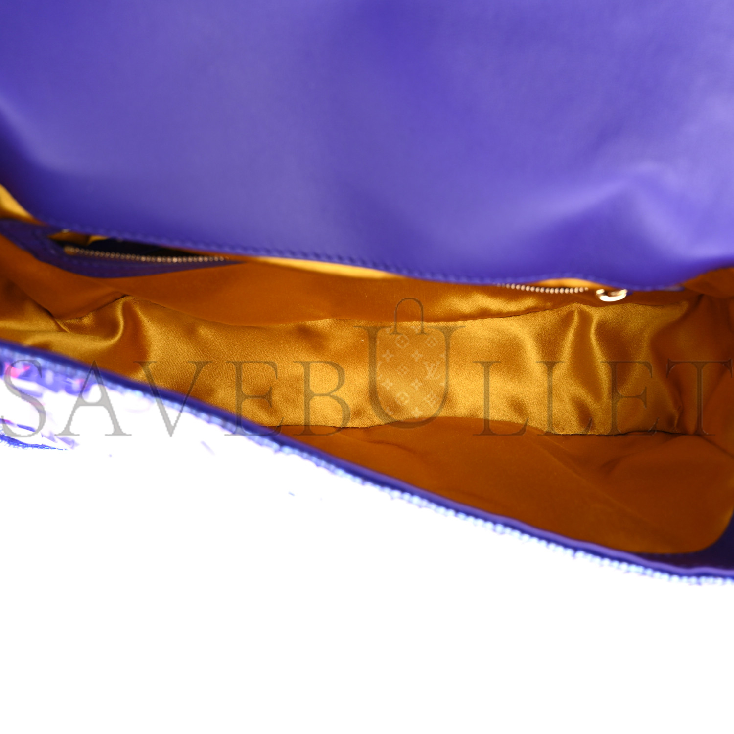 FENDI SEQUIN PAILLETTES SHINY NAPPA SEX AND THE CITY BAGUETTE VIOLA PURPLE RAIN (27*15*6cm) FENDI SEQUIN PAILLETTES SHINY NAPPA SEX AND THE CITY BAGUETTE VIOLA PURPLE RAIN (27*15*6cm)