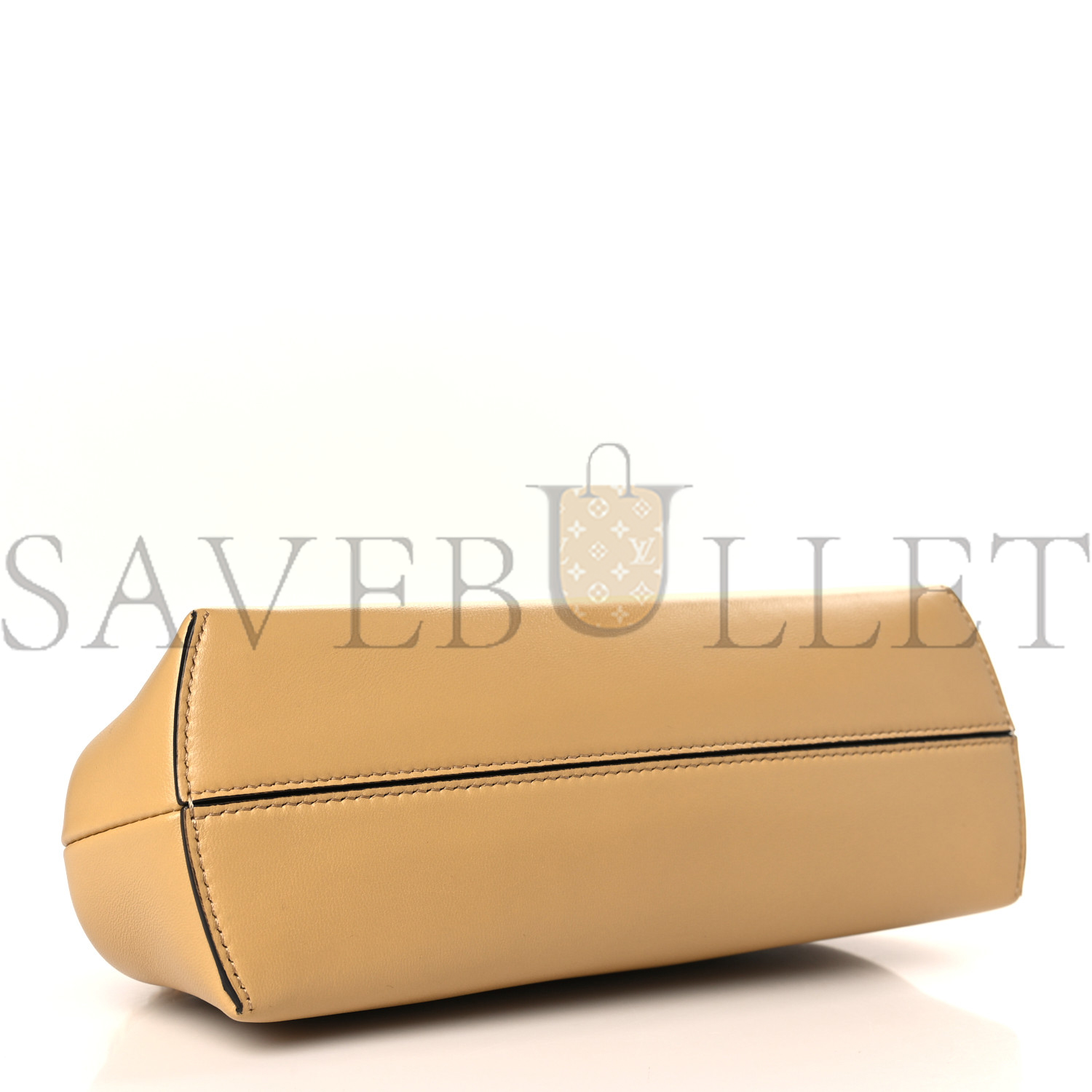 FENDI SHINY NAPPA SMALL FENDI FIRST SAHARA (26*18*9.5cm) FENDI SHINY NAPPA SMALL FENDI FIRST SAHARA (26*18*9.5cm)