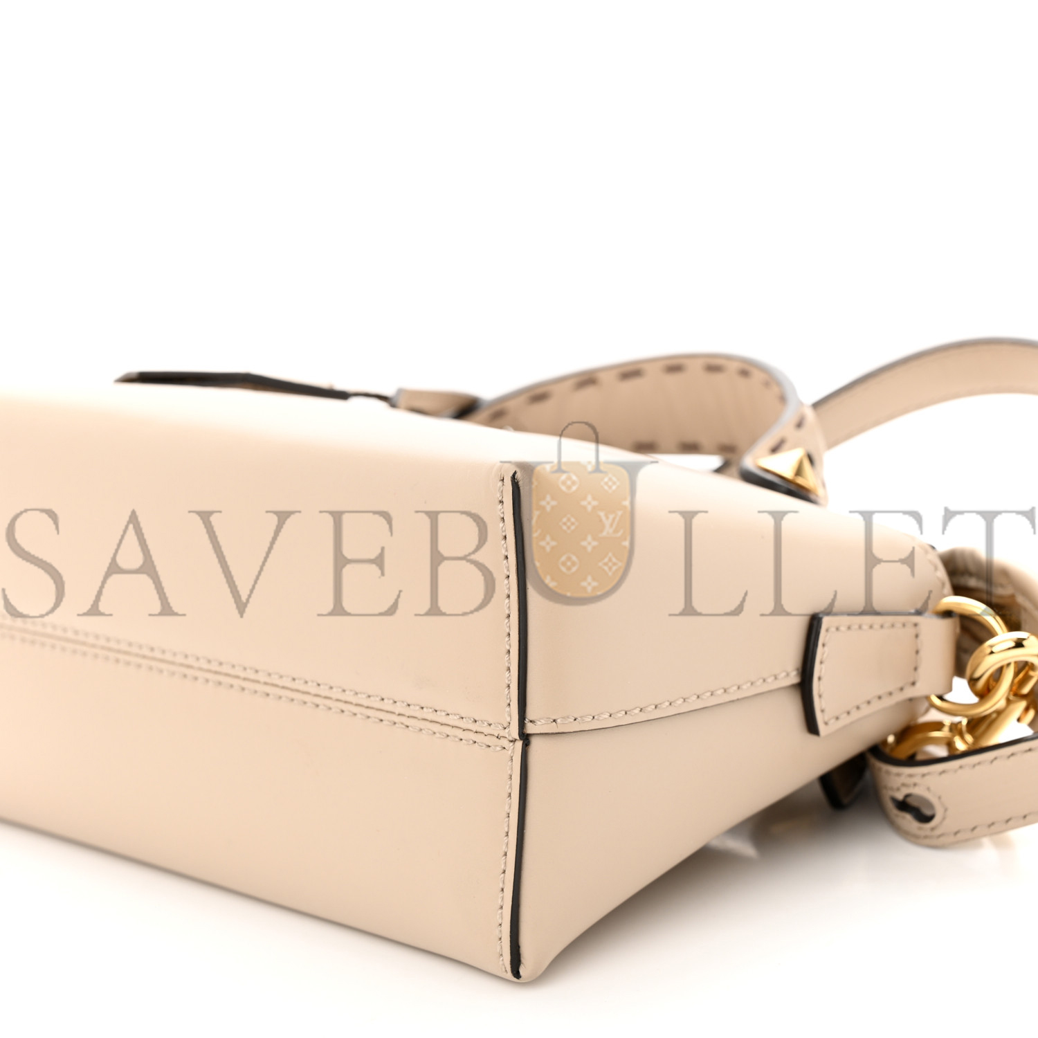 FENDI VITELLO KING LOGO EMBOSSED MINI BY THE WAY BOSTON BAG NUVOLA (19*13*9cm) FENDI VITELLO KING LOGO EMBOSSED MINI BY THE WAY BOSTON BAG NUVOLA (19*13*9cm)