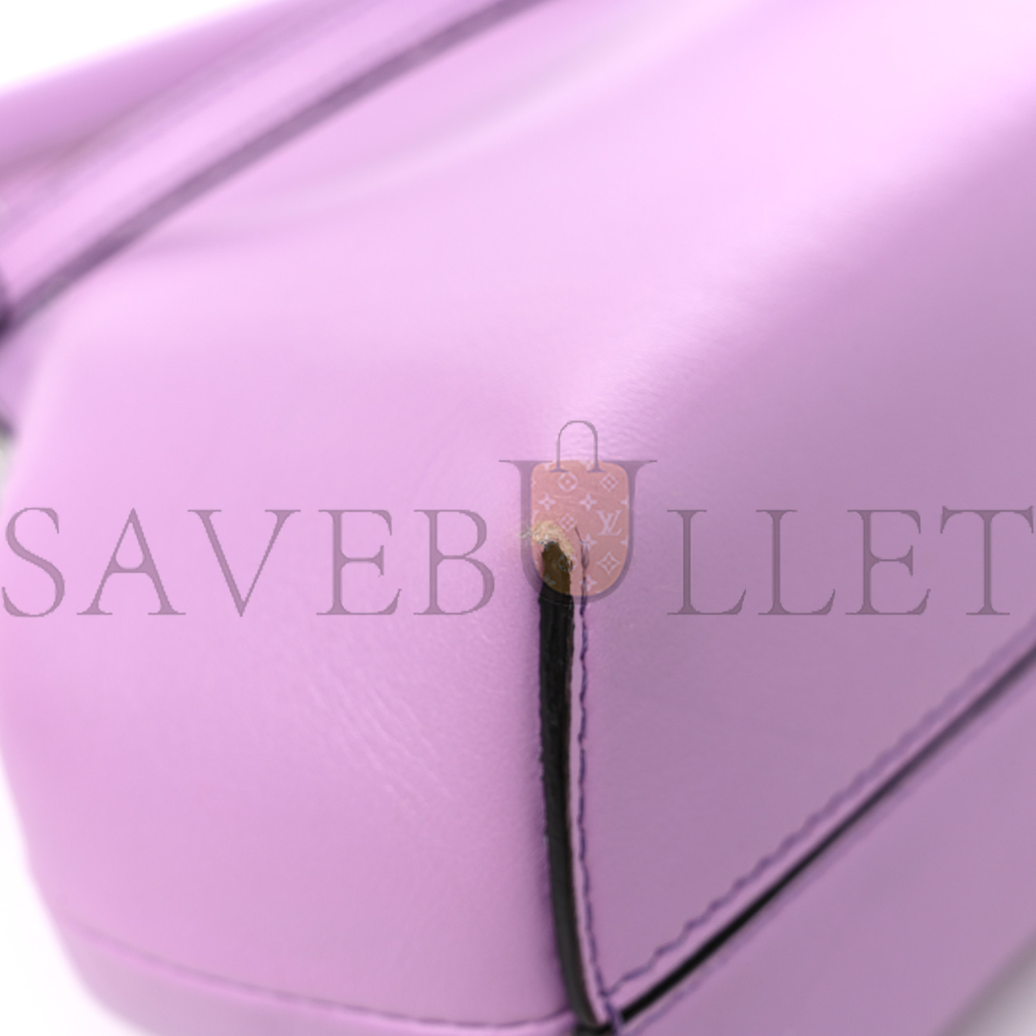 FENDI SHINY NAPPA SMALL FENDI FIRST VIOLETTA (26*18*9.5cm) FENDI SHINY NAPPA SMALL FENDI FIRST VIOLETTA (26*18*9.5cm)
