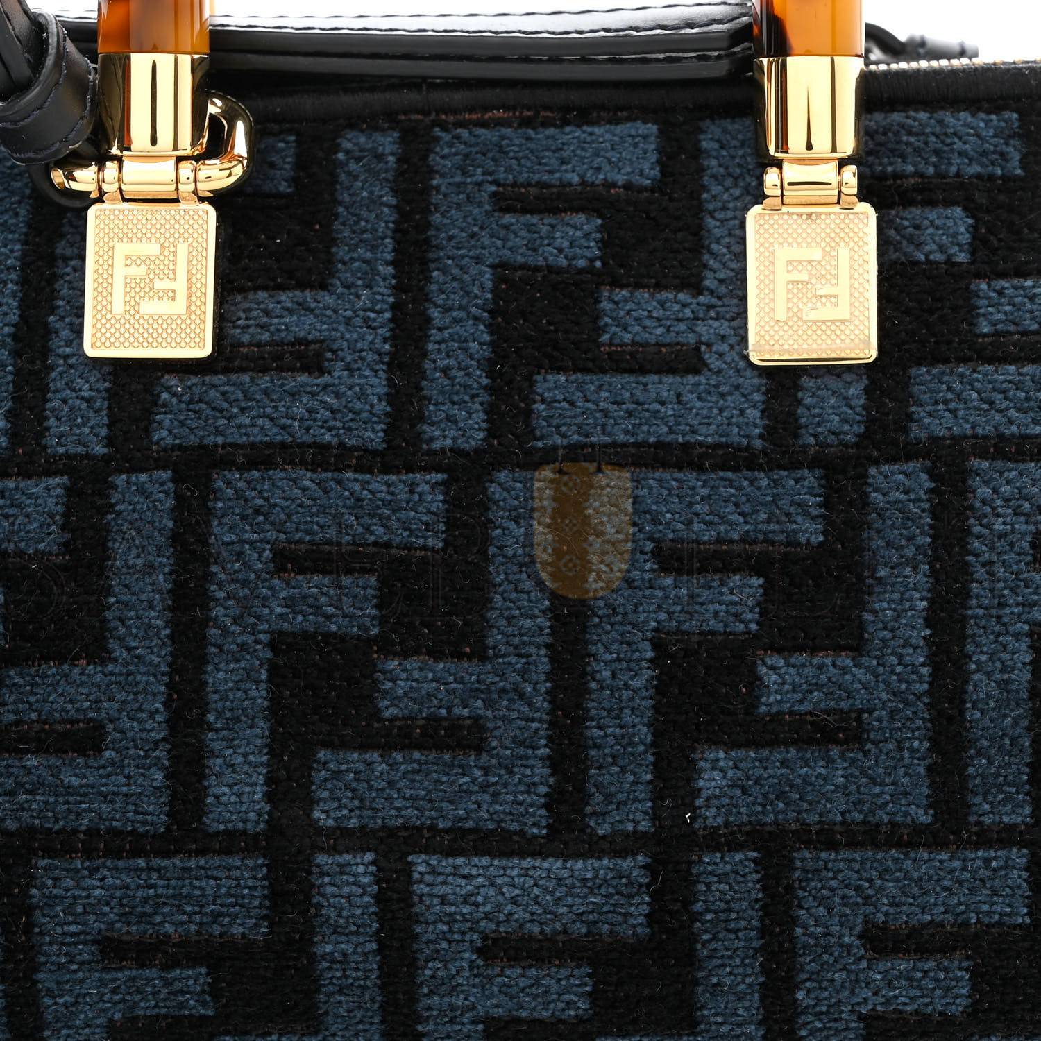 FENDI CHENILLE VITELLO KING PLEXIGLASS FF MINI BY THE WAY TOP HANDLE BOSTON BAG BLUE BLACK (17*11*8cm) FENDI CHENILLE VITELLO KING PLEXIGLASS FF MINI BY THE WAY TOP HANDLE BOSTON BAG BLUE BLACK (17*11*8cm)