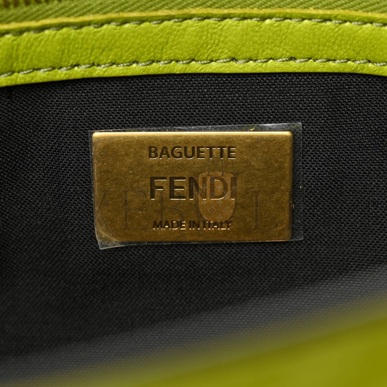 FENDI NAPPA FF 1974 EMBOSSED BAGUETTE WASABI (26*15*5cm) FENDI NAPPA FF 1974 EMBOSSED BAGUETTE WASABI (26*15*5cm)