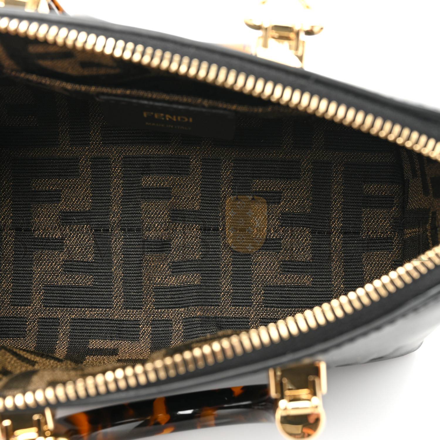 FENDI VITELLO KING PLEXIGLASS LOGO EMBOSSED MINI BY THE WAY TOP HANDLE BOSTON BAG BLACK (18*11*8cm) FENDI VITELLO KING PLEXIGLASS LOGO EMBOSSED MINI BY THE WAY TOP HANDLE BOSTON BAG BLACK (18*11*8cm)