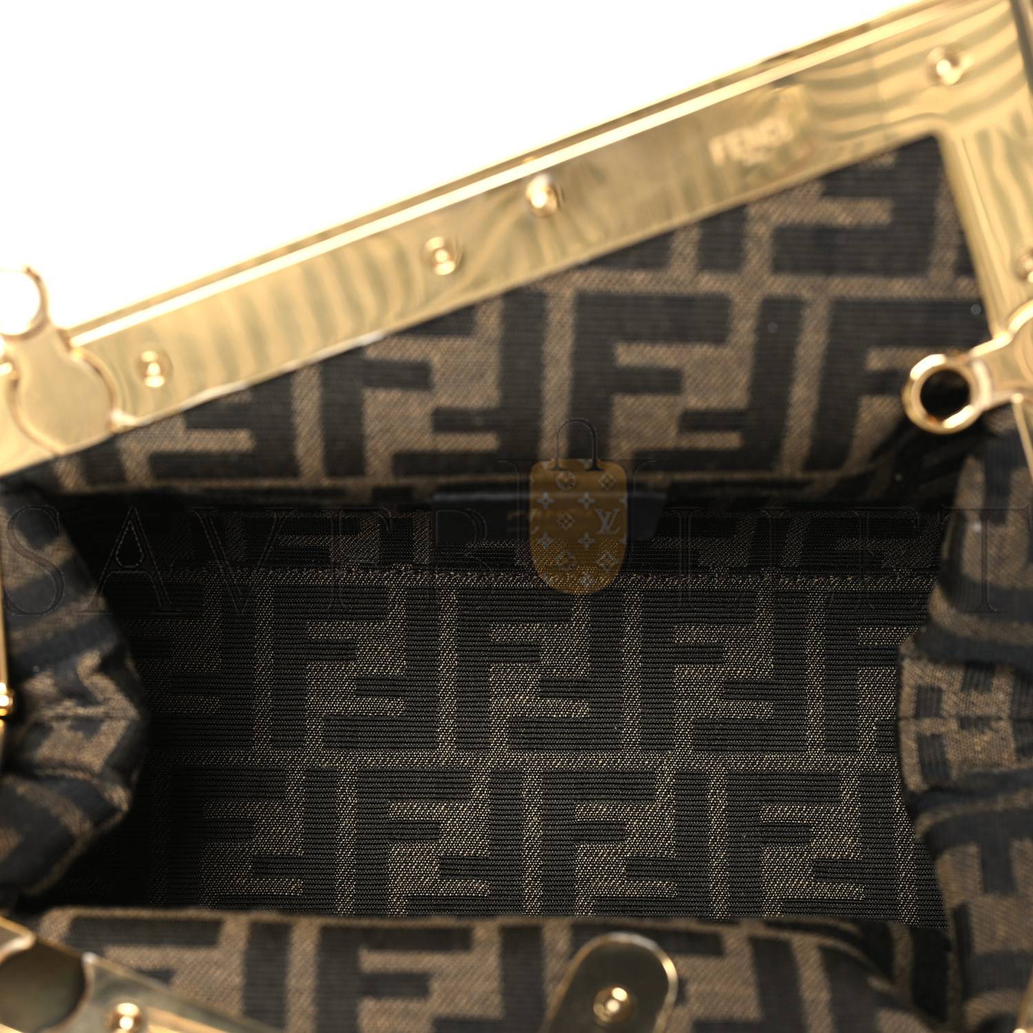 FENDI SHINY NAPPA SMALL FENDI FIRST VIOLETTA (26*18*9.5cm) FENDI SHINY NAPPA SMALL FENDI FIRST VIOLETTA (26*18*9.5cm)