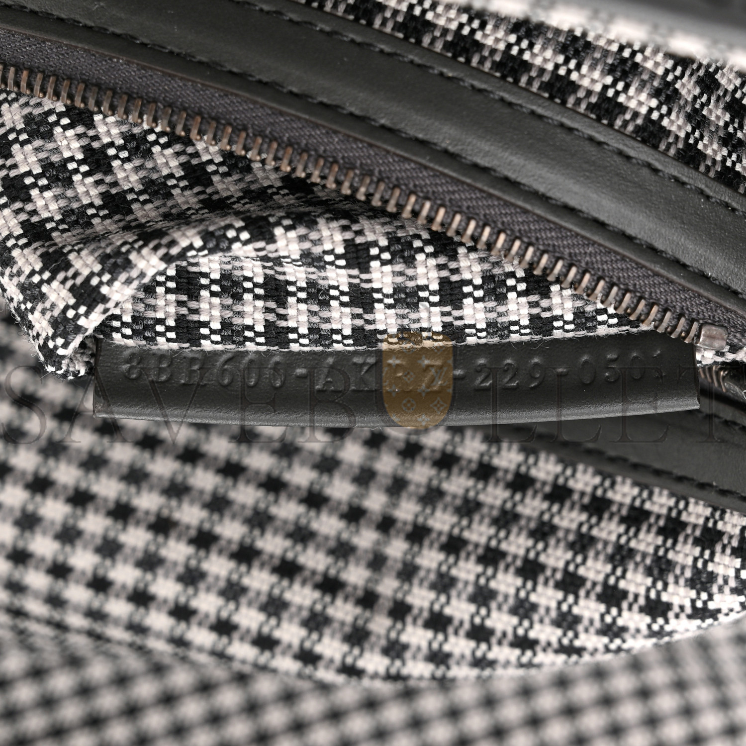 FENDI WOOL VITELLO KING HOUNDSTOOTH FF EMBROIDERED BAGUETTE GRIGIO ANTHRACITE (27*17*6cm) FENDI WOOL VITELLO KING HOUNDSTOOTH FF EMBROIDERED BAGUETTE GRIGIO ANTHRACITE (27*17*6cm)