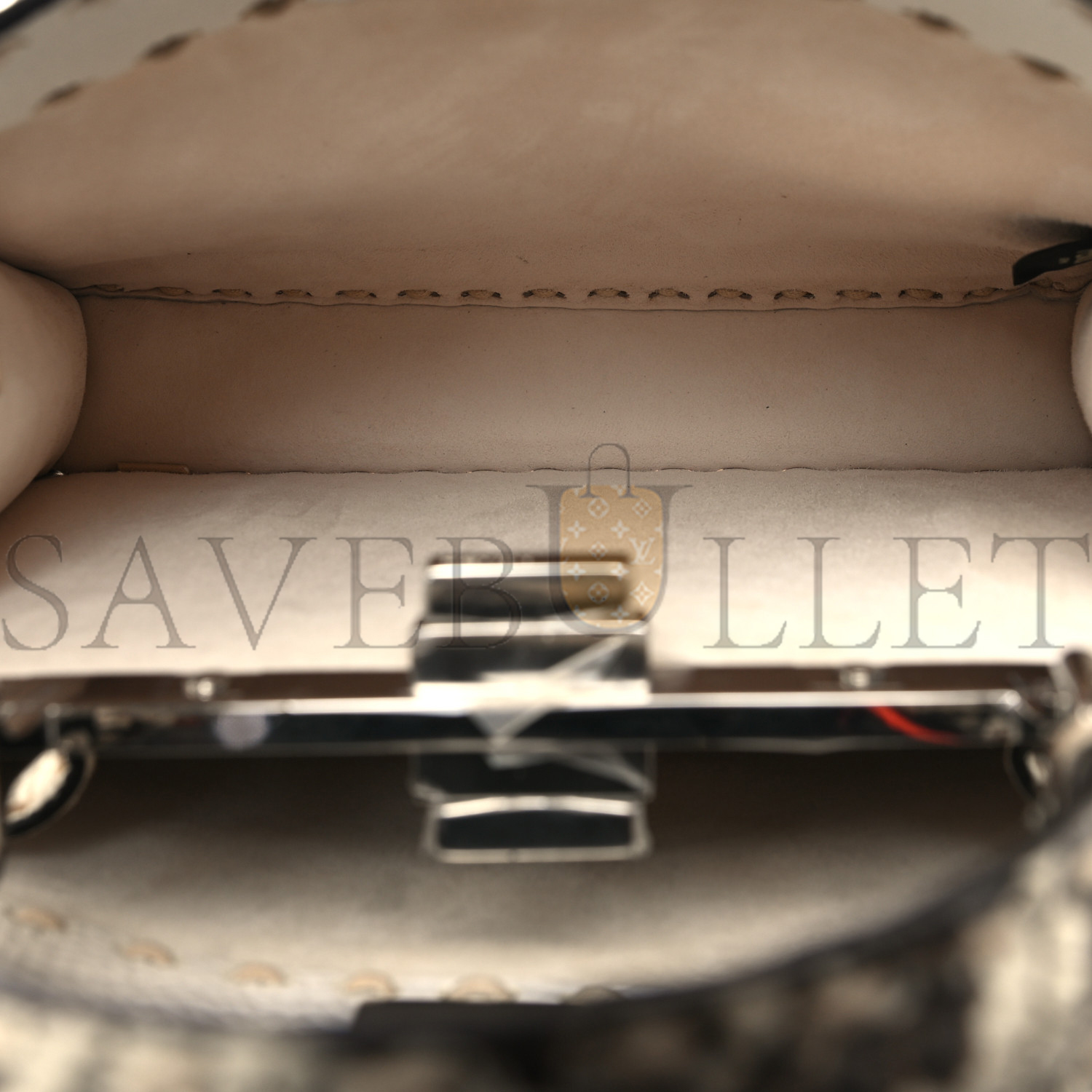 FENDI VITELLO GRANATO CAMOSCIO ELAPHE PYTHON PRINT MACRO STITCHINGS SMALL PEEKABOO I SEE U ICONIC SATCHEL WHITE ROCCIA (33*25*11cm) FENDI VITELLO GRANATO CAMOSCIO ELAPHE PYTHON PRINT MACRO STITCHINGS SMALL PEEKABOO I SEE U ICONIC SATCHEL WHITE ROCCIA (33*25*11cm)