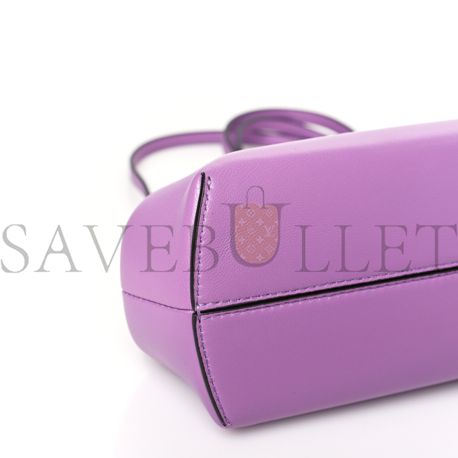 FENDI SHINY NAPPA SMALL FENDI FIRST VIOLETTA (26*18*9.5cm) FENDI SHINY NAPPA SMALL FENDI FIRST VIOLETTA (26*18*9.5cm)