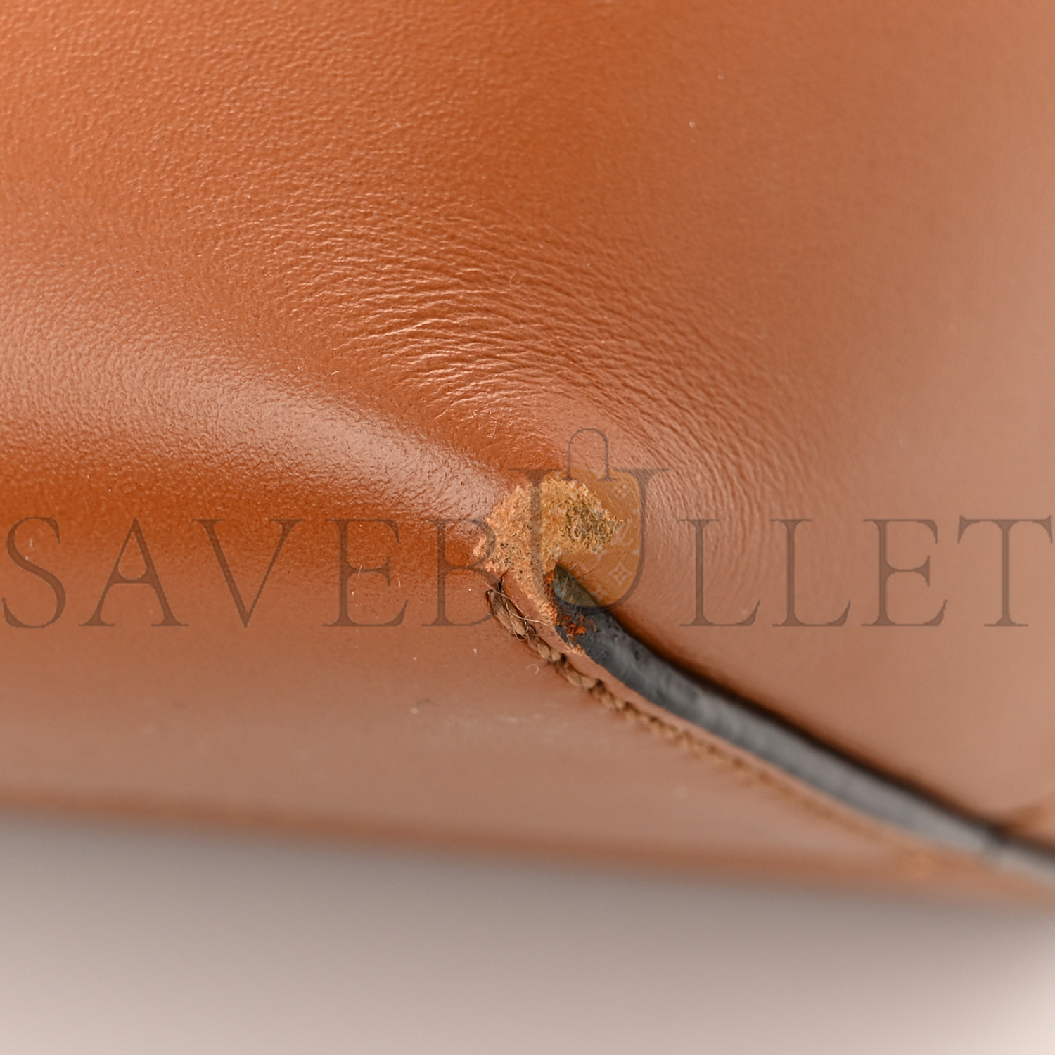FENDI VITELLO KING LOGO EMBOSSED MEDIUM BY THE WAY BOSTON BAG CUOIO (28*19*13cm) FENDI VITELLO KING LOGO EMBOSSED MEDIUM BY THE WAY BOSTON BAG CUOIO (28*19*13cm)