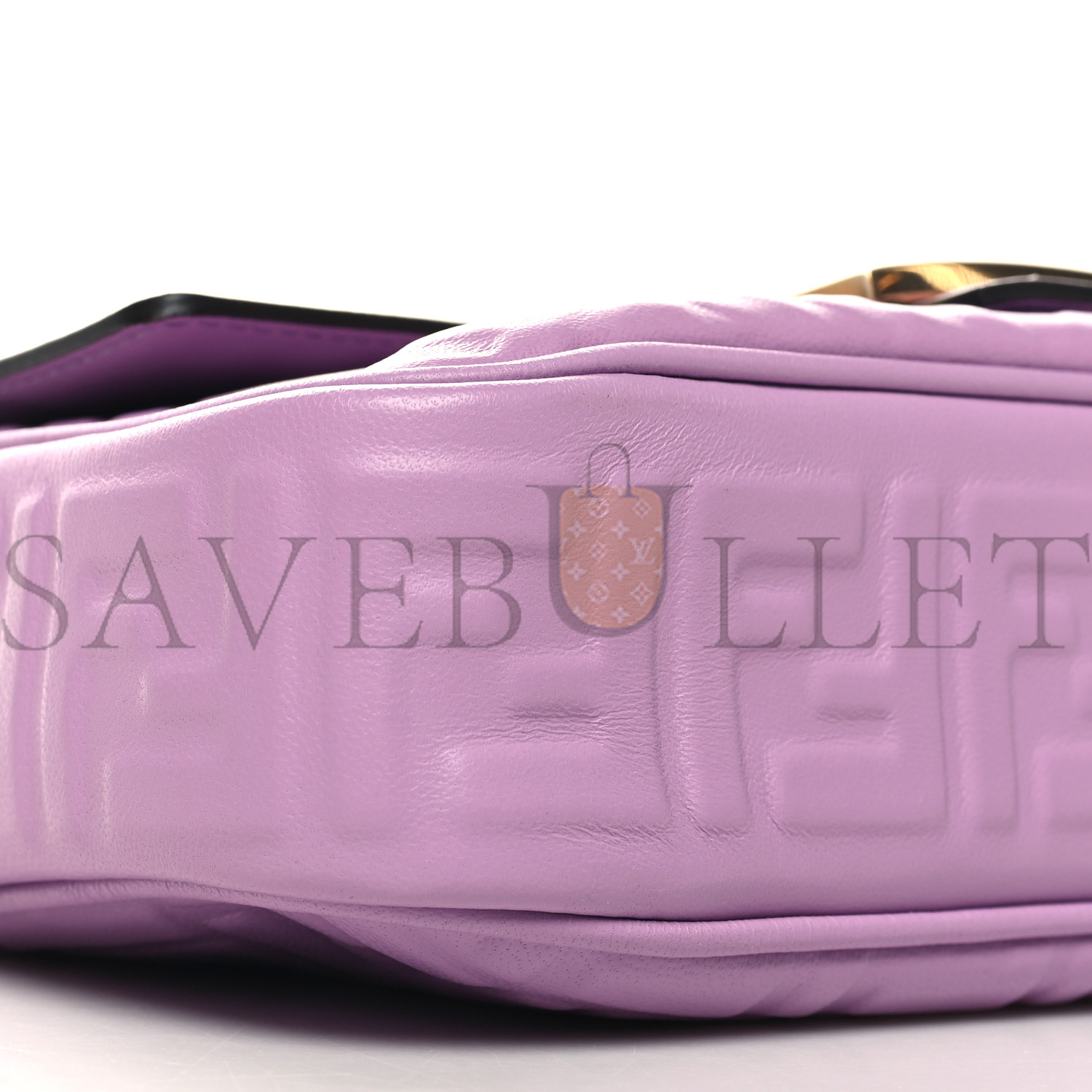 FENDI NAPPA SMALL FF EMBOSSED MIDI CHAIN BAGUETTE VIOLETTA (23*13*6cm) FENDI NAPPA SMALL FF EMBOSSED MIDI CHAIN BAGUETTE VIOLETTA (23*13*6cm)