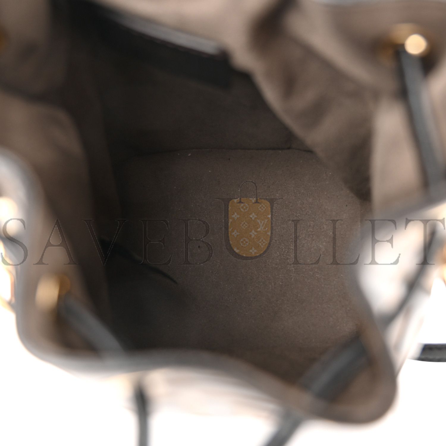 FENDI VITELLO LIBERTY F IS FENDI BI-COLOR FF 1974 EMBOSSED MINI MON TRESOR BUCKET BAG MAYA BLACK (18*12*10cm) FENDI VITELLO LIBERTY F IS FENDI BI-COLOR FF 1974 EMBOSSED MINI MON TRESOR BUCKET BAG MAYA BLACK (18*12*10cm)