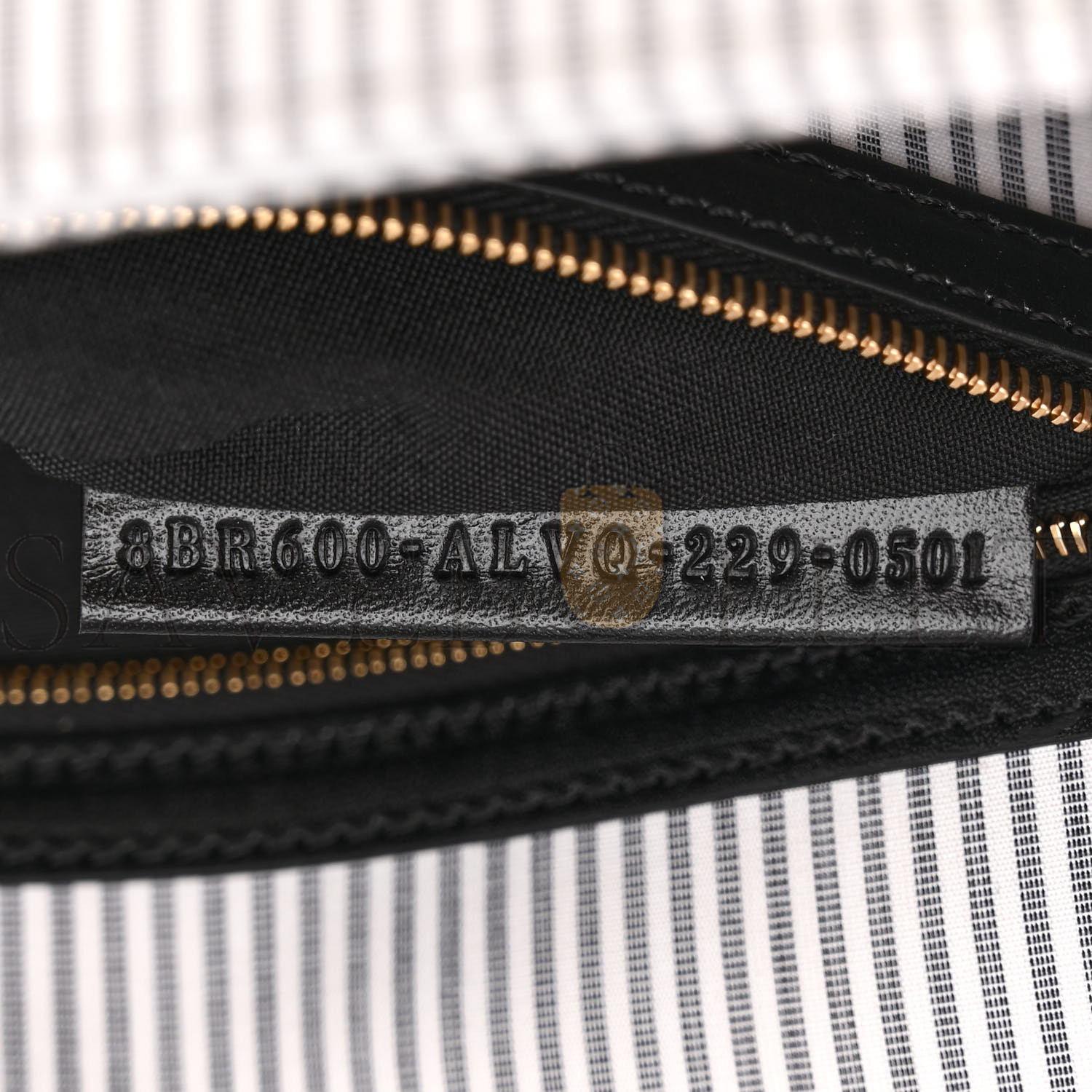FENDI COTTON CUOIO BRETAGNA STRIPED BAGUETTE GRIGIO WHITE BLACK (27*15*6cm) FENDI COTTON CUOIO BRETAGNA STRIPED BAGUETTE GRIGIO WHITE BLACK (27*15*6cm)