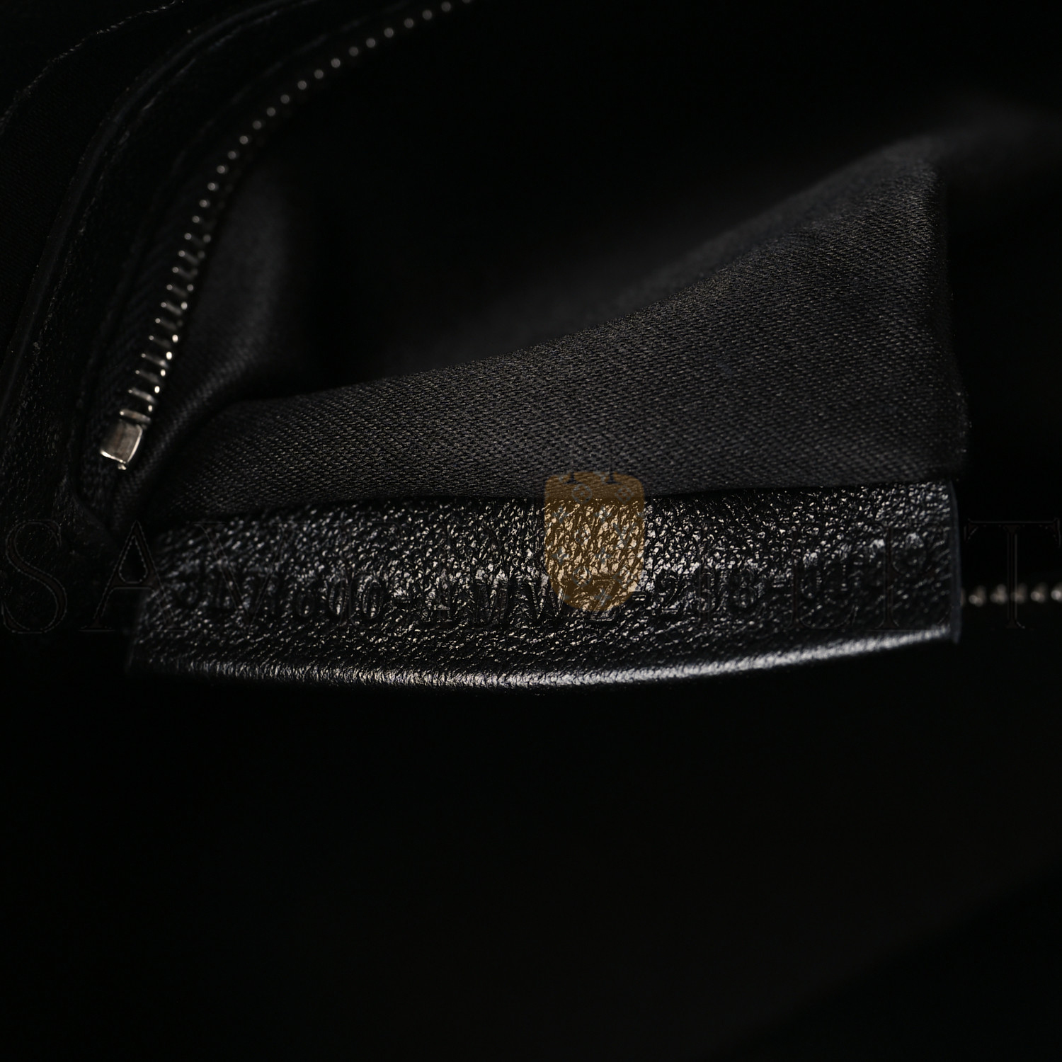 FENDI X MARC JACOBS NAPPA LOGO MEDIUM BAGUETTE BLACK (27*15*6cm) FENDI X MARC JACOBS NAPPA LOGO MEDIUM BAGUETTE BLACK (27*15*6cm)