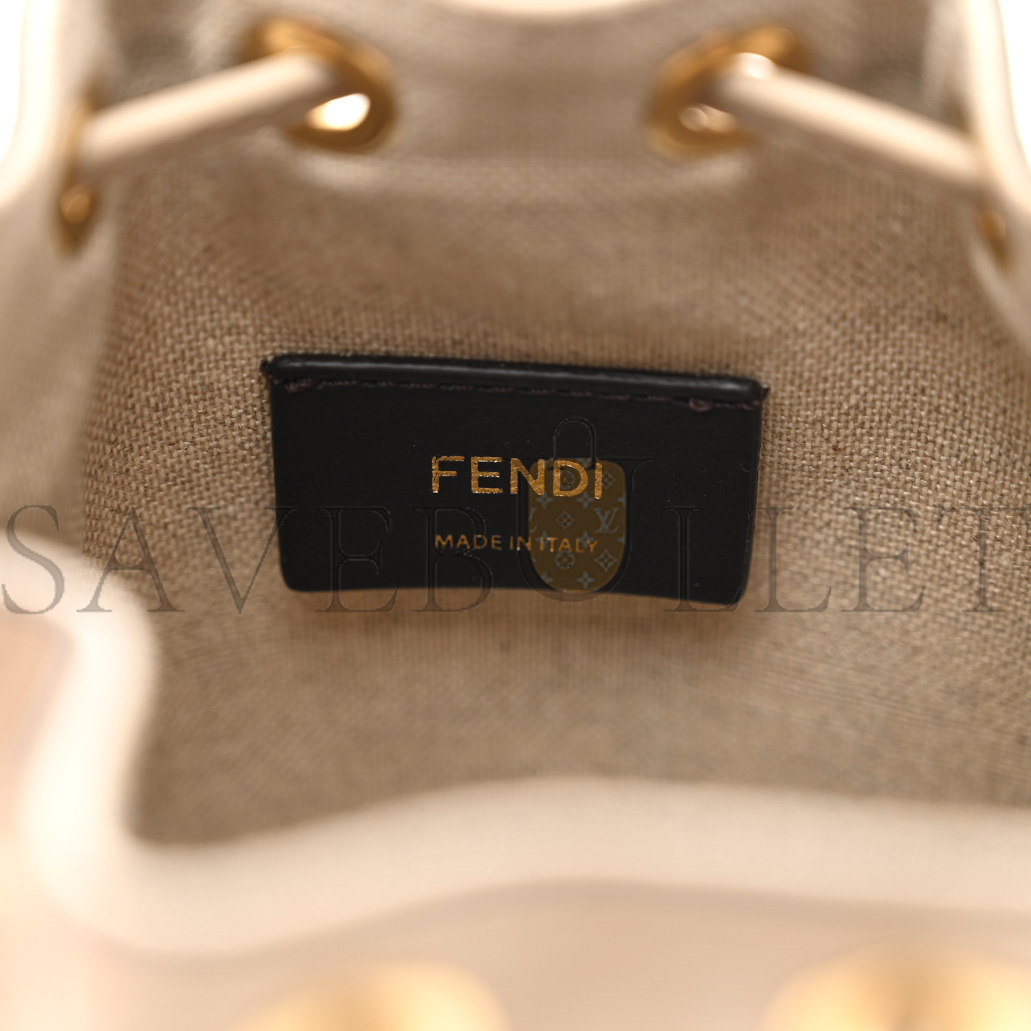 FENDI CANVAS NAPPA F IS FENDI FF EMBROIDERED MINI MON TRESOR BUCKET BAG GREZZO WHITE NUVOLA (18*12*10cm) FENDI CANVAS NAPPA F IS FENDI FF EMBROIDERED MINI MON TRESOR BUCKET BAG GREZZO WHITE NUVOLA (18*12*10cm)