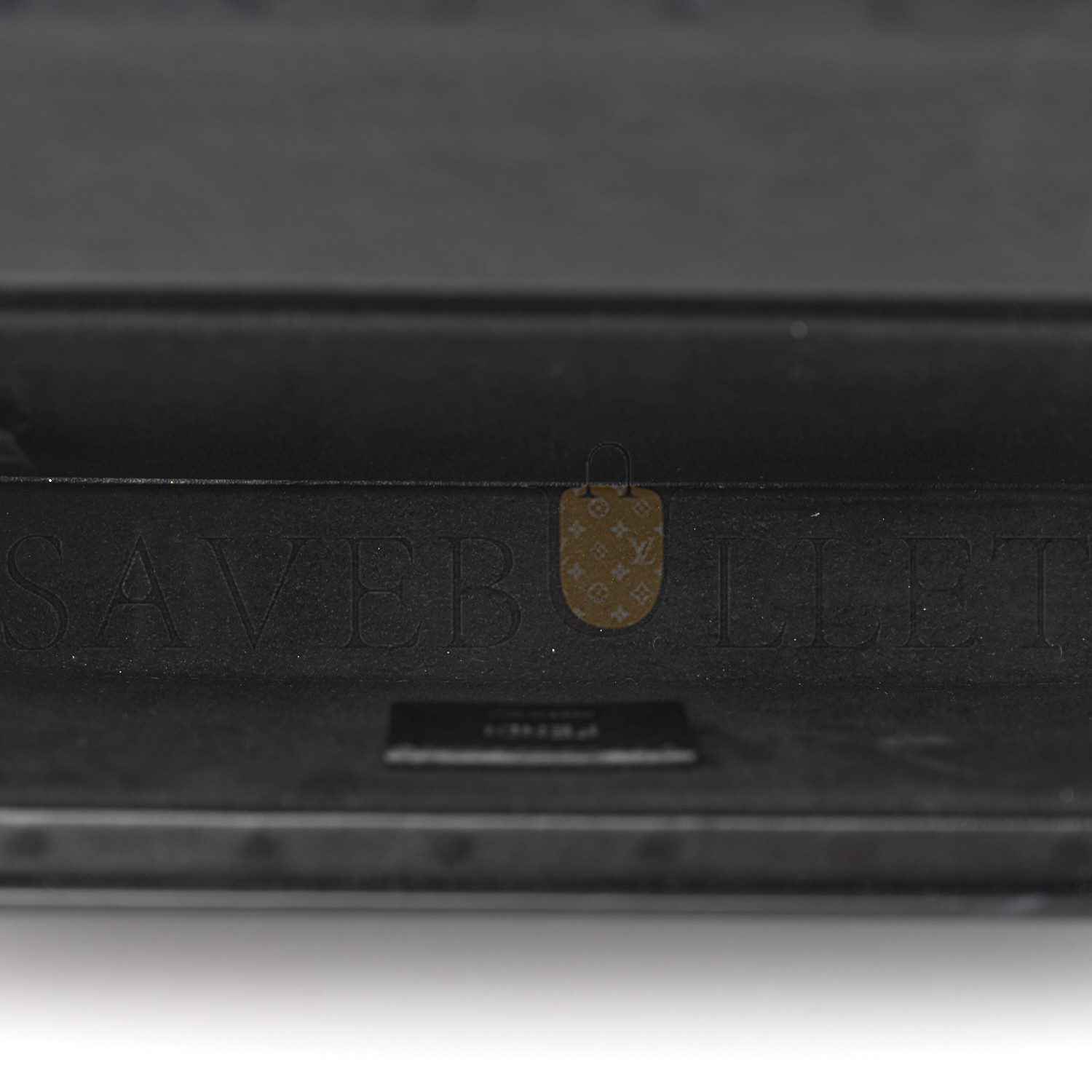FENDI VITELLO GRACE LIGHT LOGO HORIZONTAL BOX CROSSBODY BAG BLACK (24*11*5cm) FENDI VITELLO GRACE LIGHT LOGO HORIZONTAL BOX CROSSBODY BAG BLACK (24*11*5cm)
