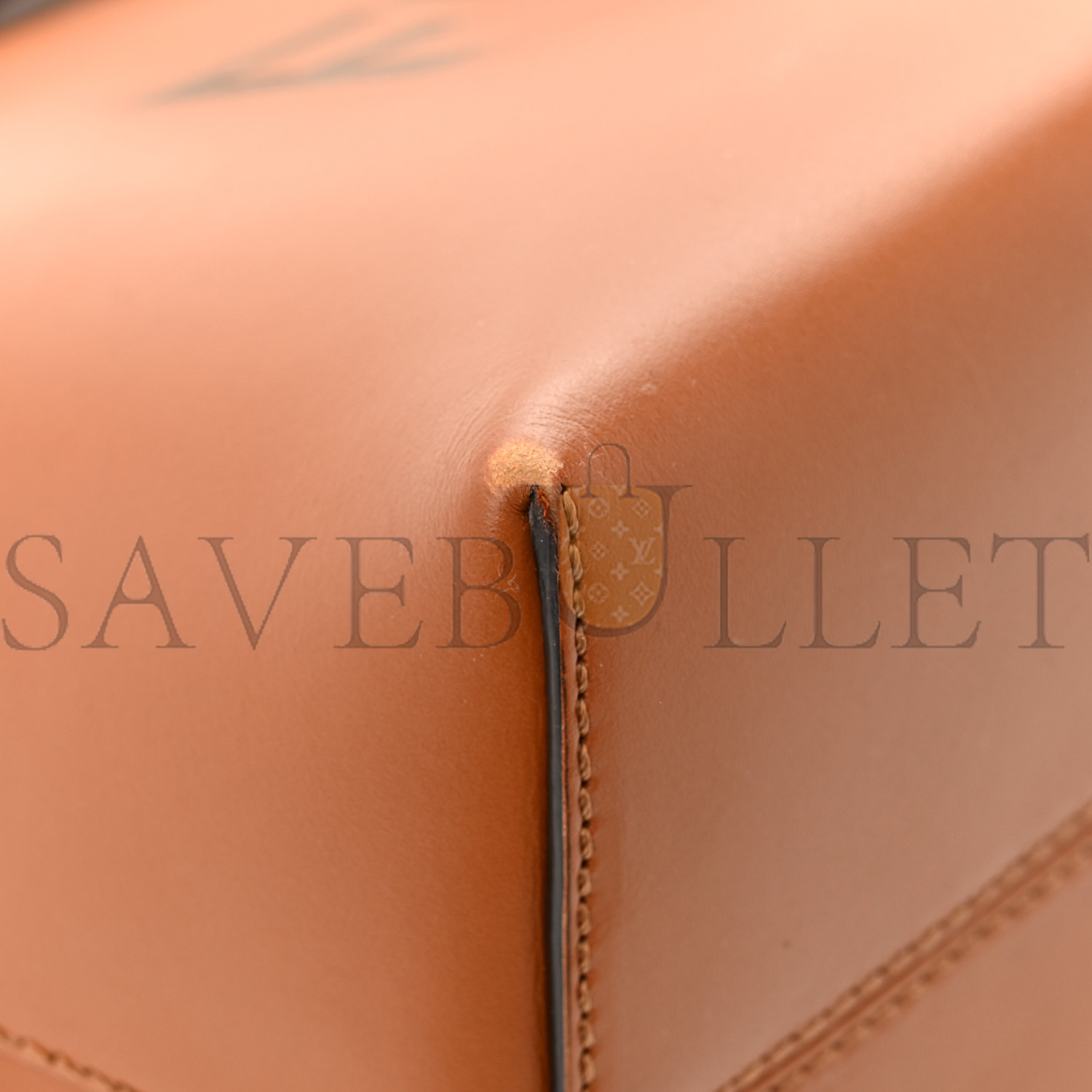 FENDI VITELLO KING LOGO EMBOSSED MEDIUM BY THE WAY BOSTON BAG CUOIO (28*19*13cm) FENDI VITELLO KING LOGO EMBOSSED MEDIUM BY THE WAY BOSTON BAG CUOIO (28*19*13cm)