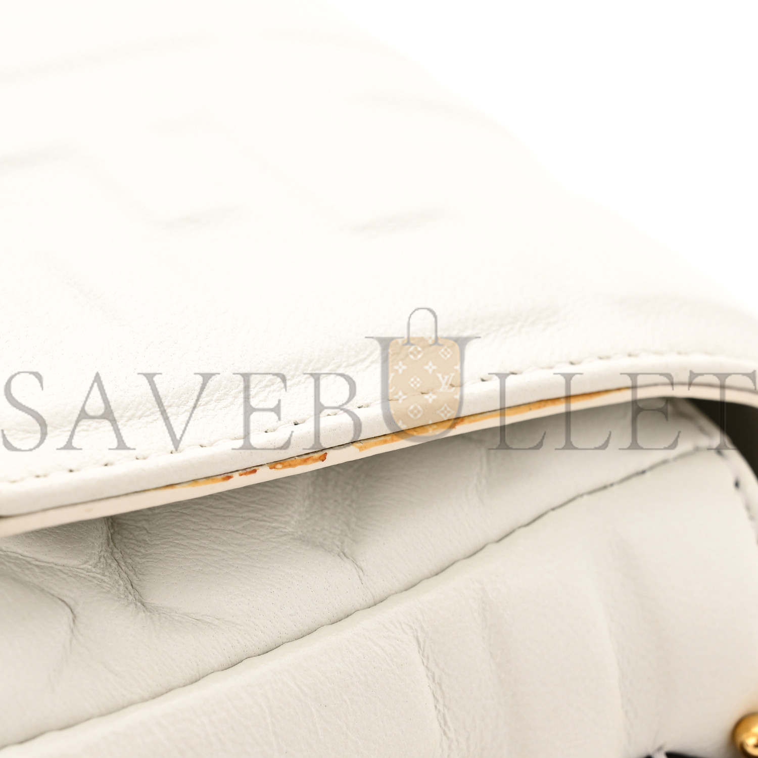FENDI NAPPA FF 1974 EMBOSSED BAGUETTE WHITE (26*15*6cm) FENDI NAPPA FF 1974 EMBOSSED BAGUETTE WHITE (26*15*6cm)