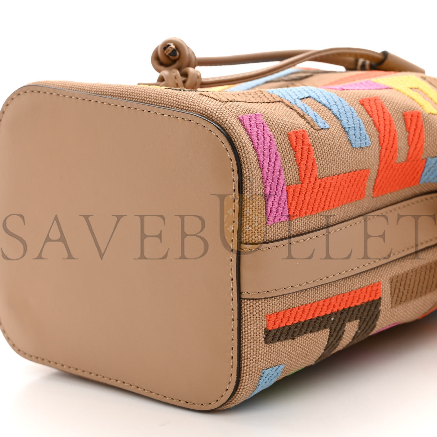 FENDI CANVAS VITELLO KING F IS FENDI FF MULTICOLOR EMBROIDERED MINI MON TRESOR BUCKET BAG MULTICOLOR CUOIO (18*12*10cm) FENDI CANVAS VITELLO KING F IS FENDI FF MULTICOLOR EMBROIDERED MINI MON TRESOR BUCKET BAG MULTICOLOR CUOIO (18*12*10cm)