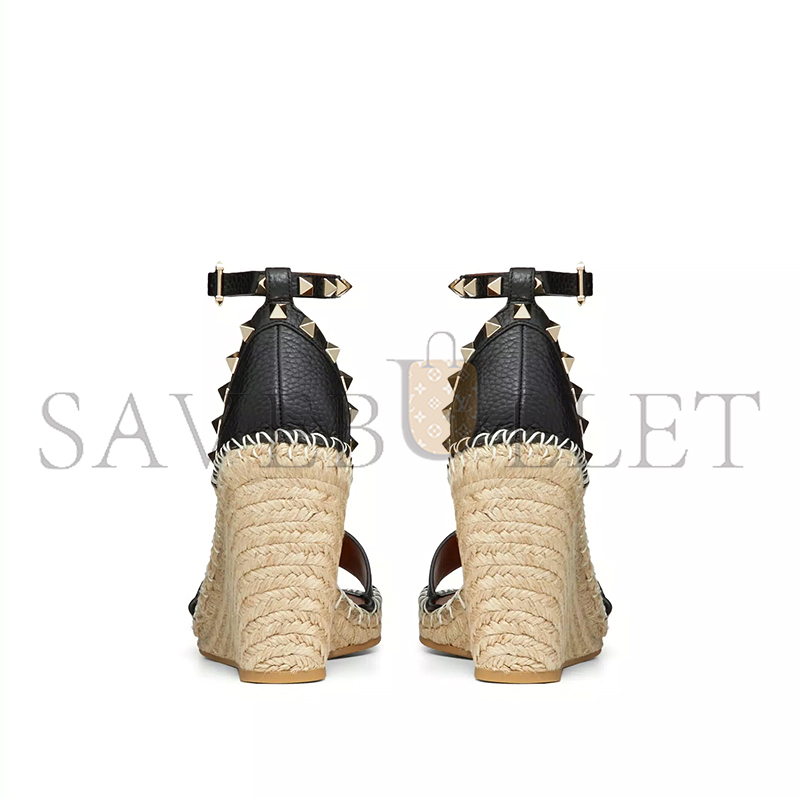 VALENTINO DOUBLE ROCKSTUD GRAINY CALFSKIN WEDGE SANDAL 105MM 5W2S0090VTO_N02 VALENTINO DOUBLE ROCKSTUD GRAINY CALFSKIN WEDGE SANDAL 105MM 5W2S0090VTO_N02