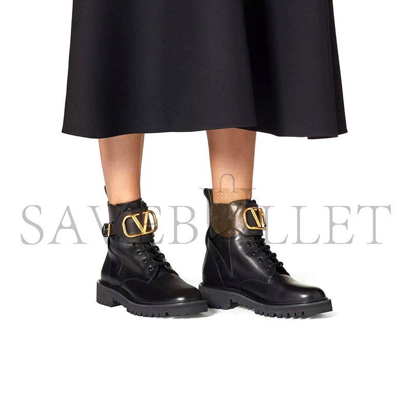 VALENTINO VLOGO SIGNATURE CALFSKIN COMBAT BOOT 35MM 5W2S0Q03BEK_0NO VALENTINO VLOGO SIGNATURE CALFSKIN COMBAT BOOT 35MM 5W2S0Q03BEK_0NO