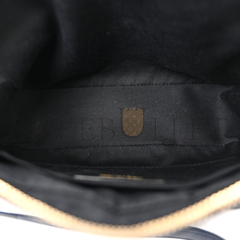 YSL LOU CAMERA BAG IN QUILTED LEATHER 5205341433326 (23*16*6cm)