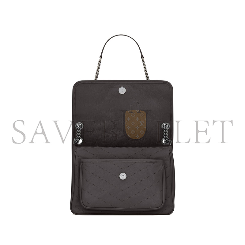 YSL NIKI MEDIUM CHAIN BAG IN CRINKLED VINTAGE VEGETABLE-TANNED LEATHER 633158685540 (28*20*8.5cm)